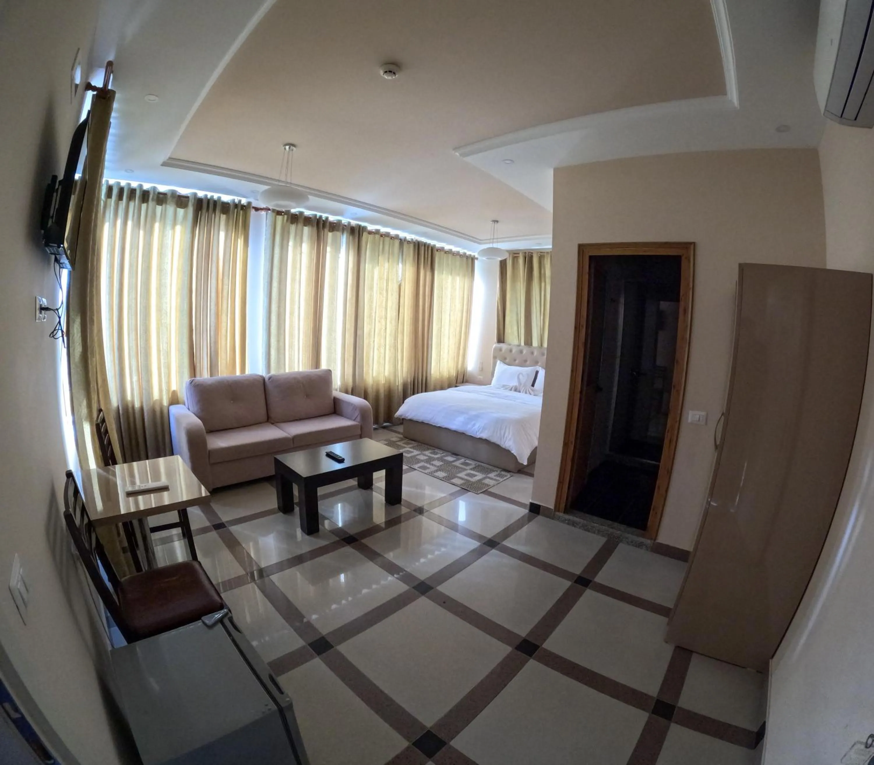 Photo of the whole room, Bed in Buna Park Hotel