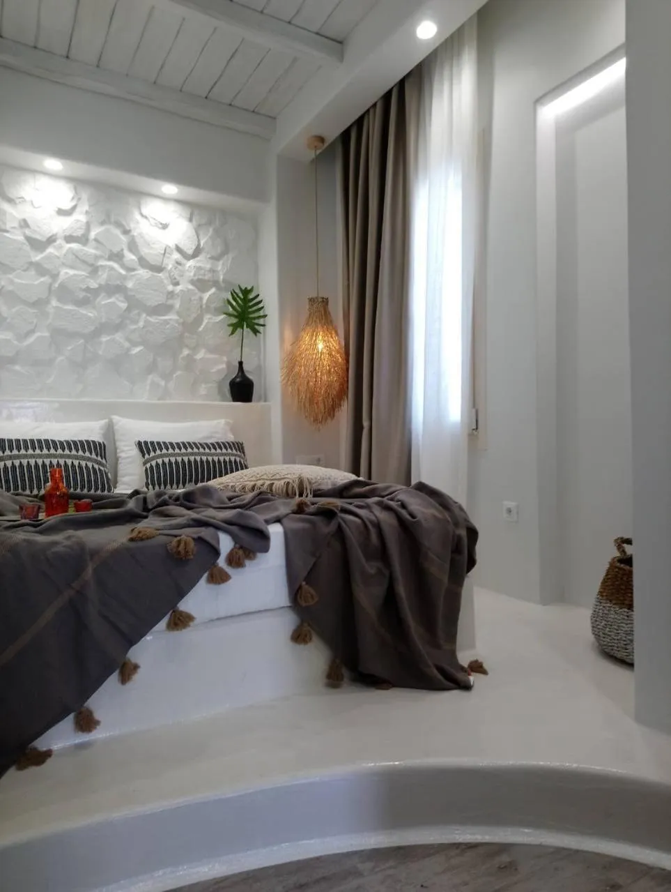 Bedroom in Emery Hotel