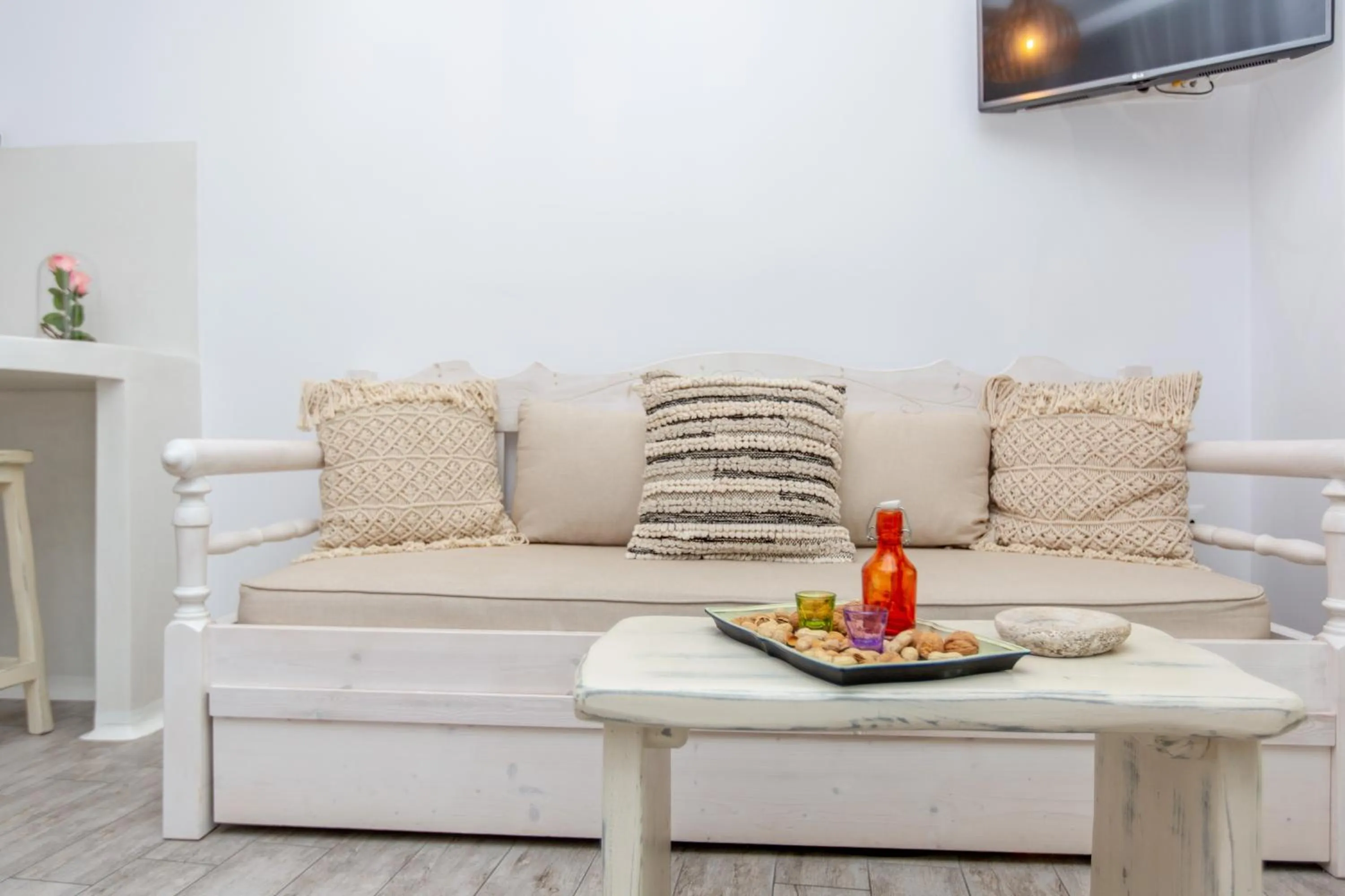 TV and multimedia in Emery Hotel