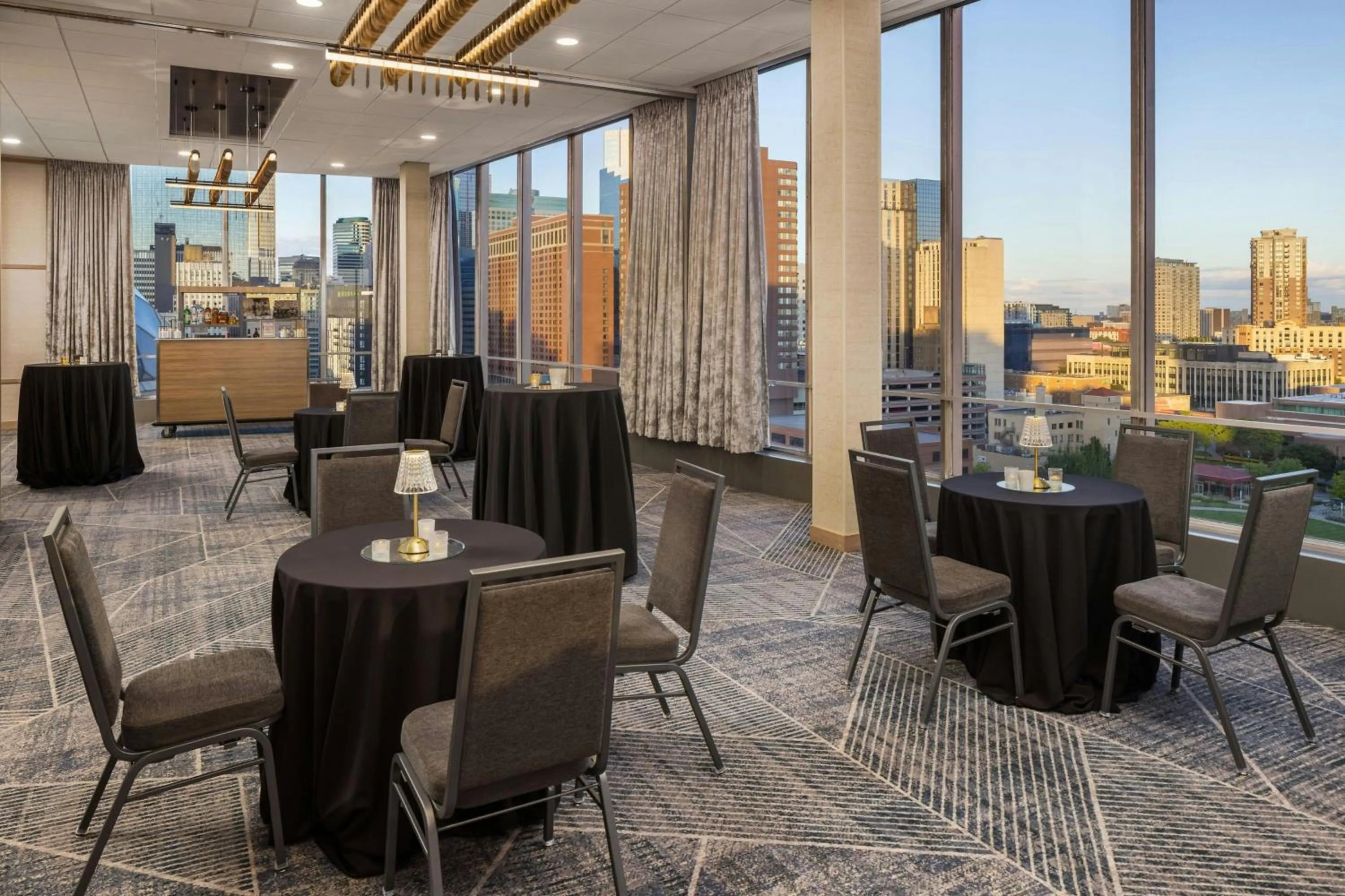 Meeting/conference room in Sheraton Minneapolis Downtown Convention Center