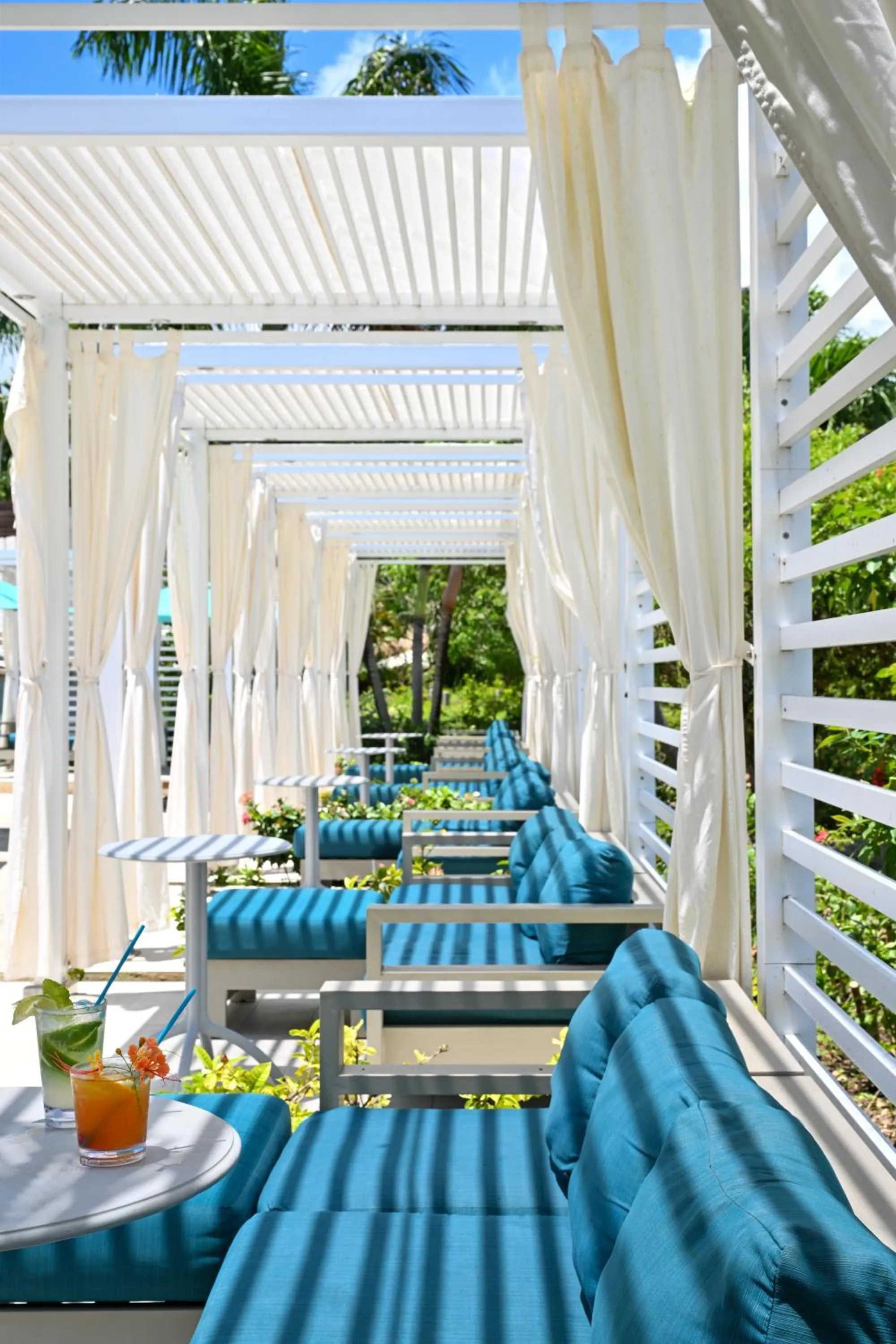 Swimming pool in Sandals Royal Barbados All Inclusive - Couples Only