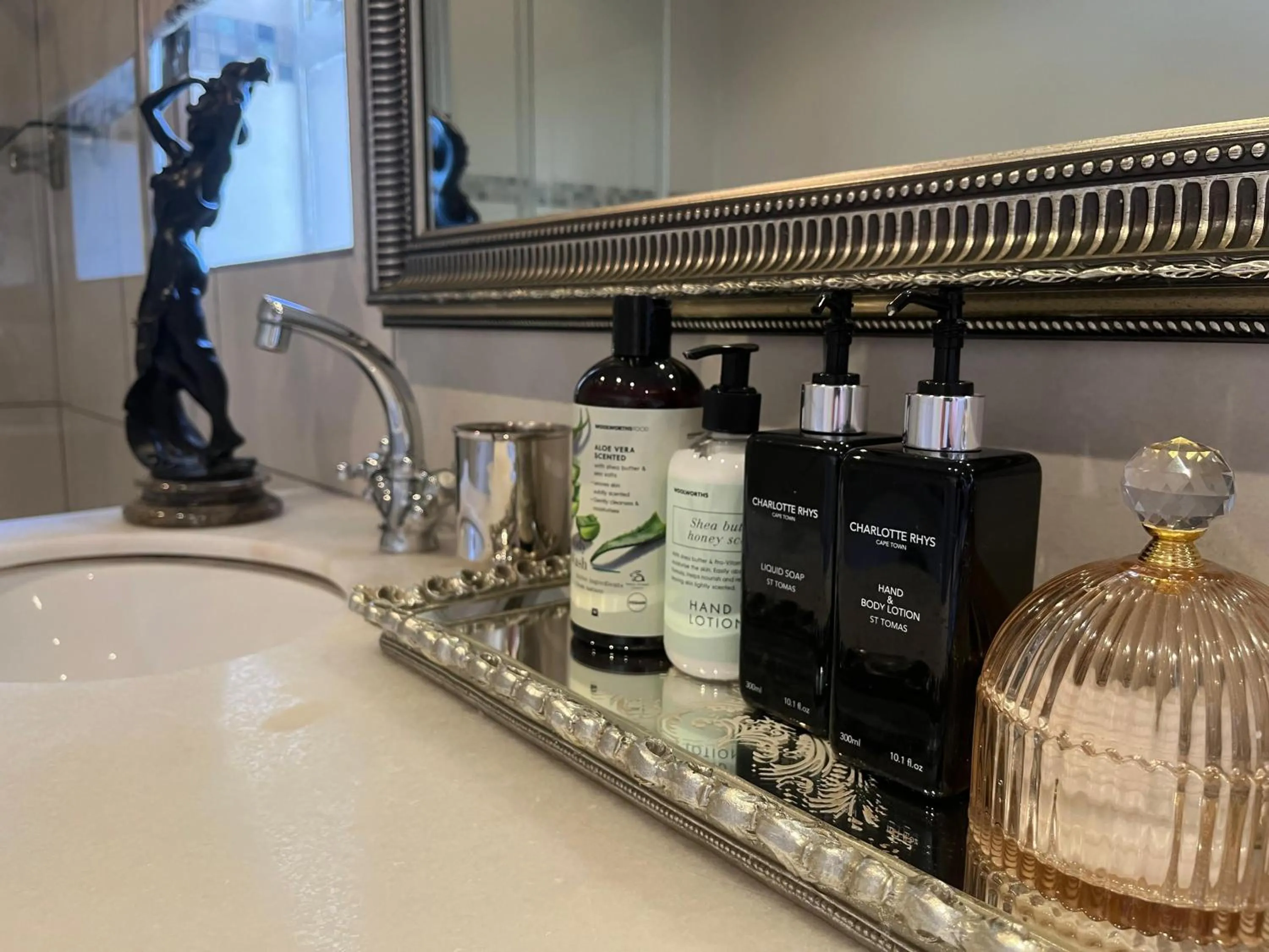 Property building in La Vida Luka - Luxury Guesthouse