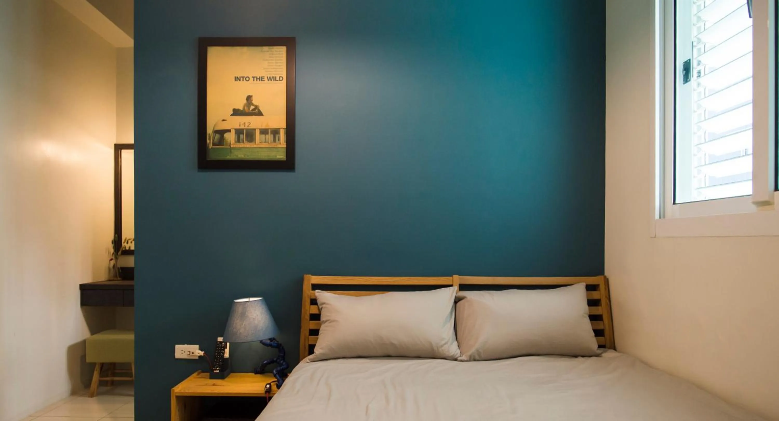 Photo of the whole room, Bed in Iron St. House