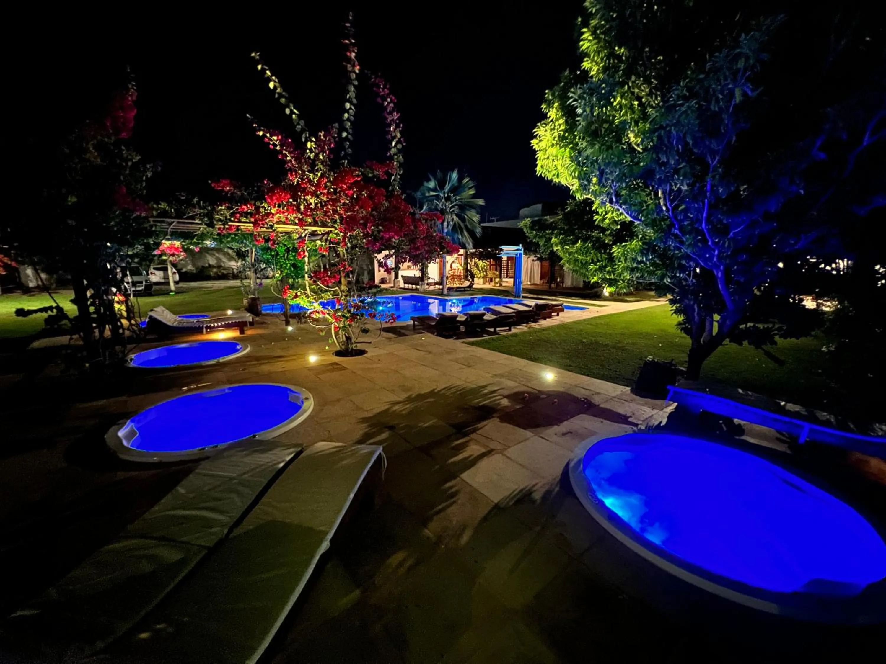 Swimming pool in Tucano Pousada