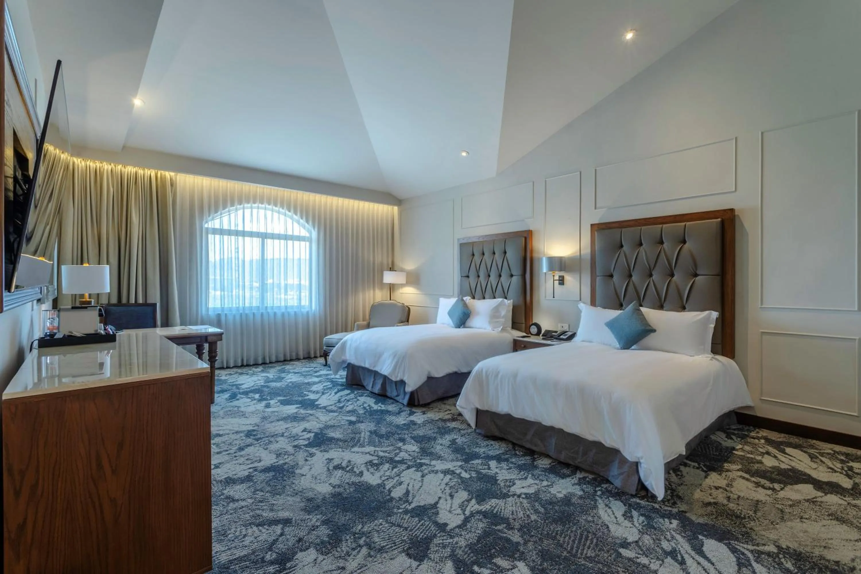 Bedroom, Bed in Quinta Real Saltillo