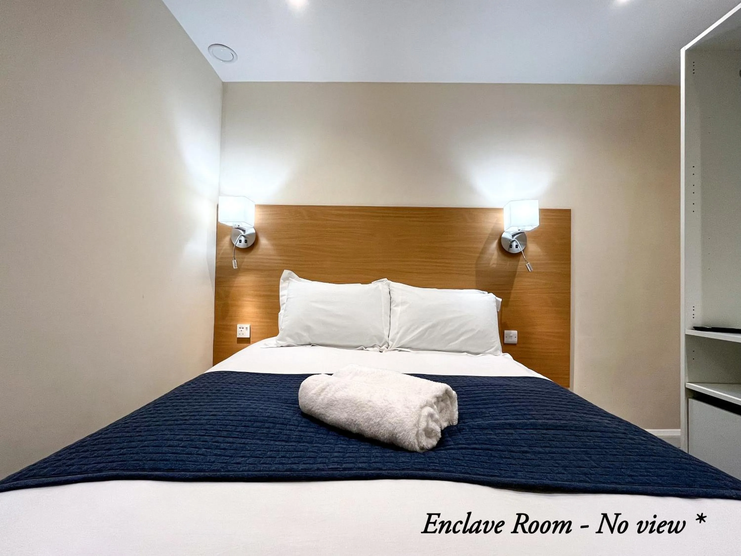 Budget Double Room in Park Inn Palace