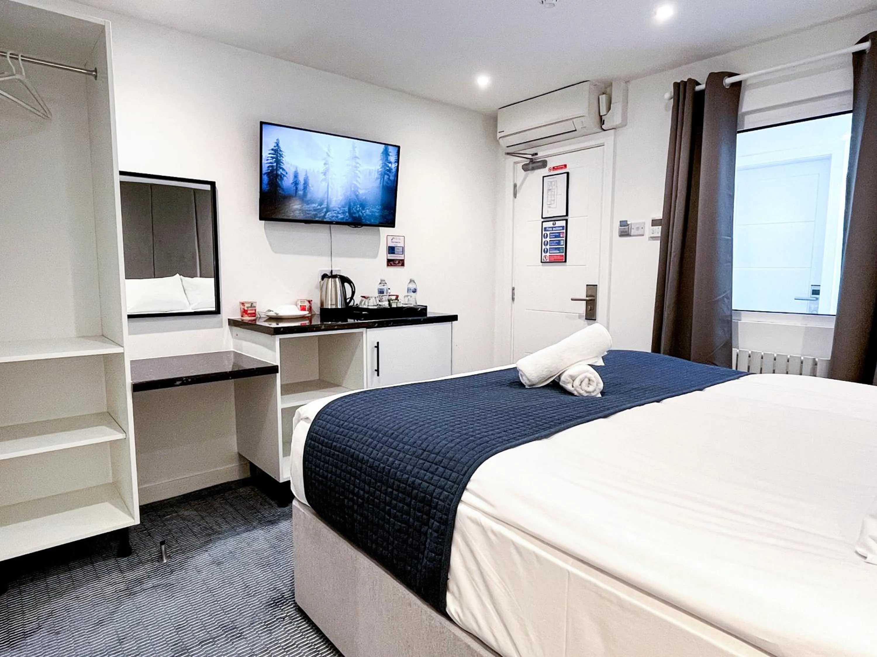 Bed in Park Inn Palace