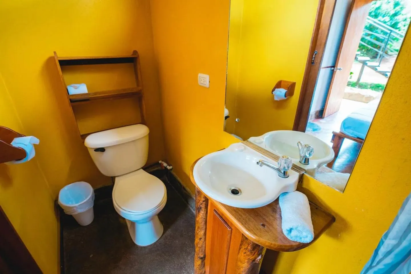 Bathroom in Pension Santa Elena