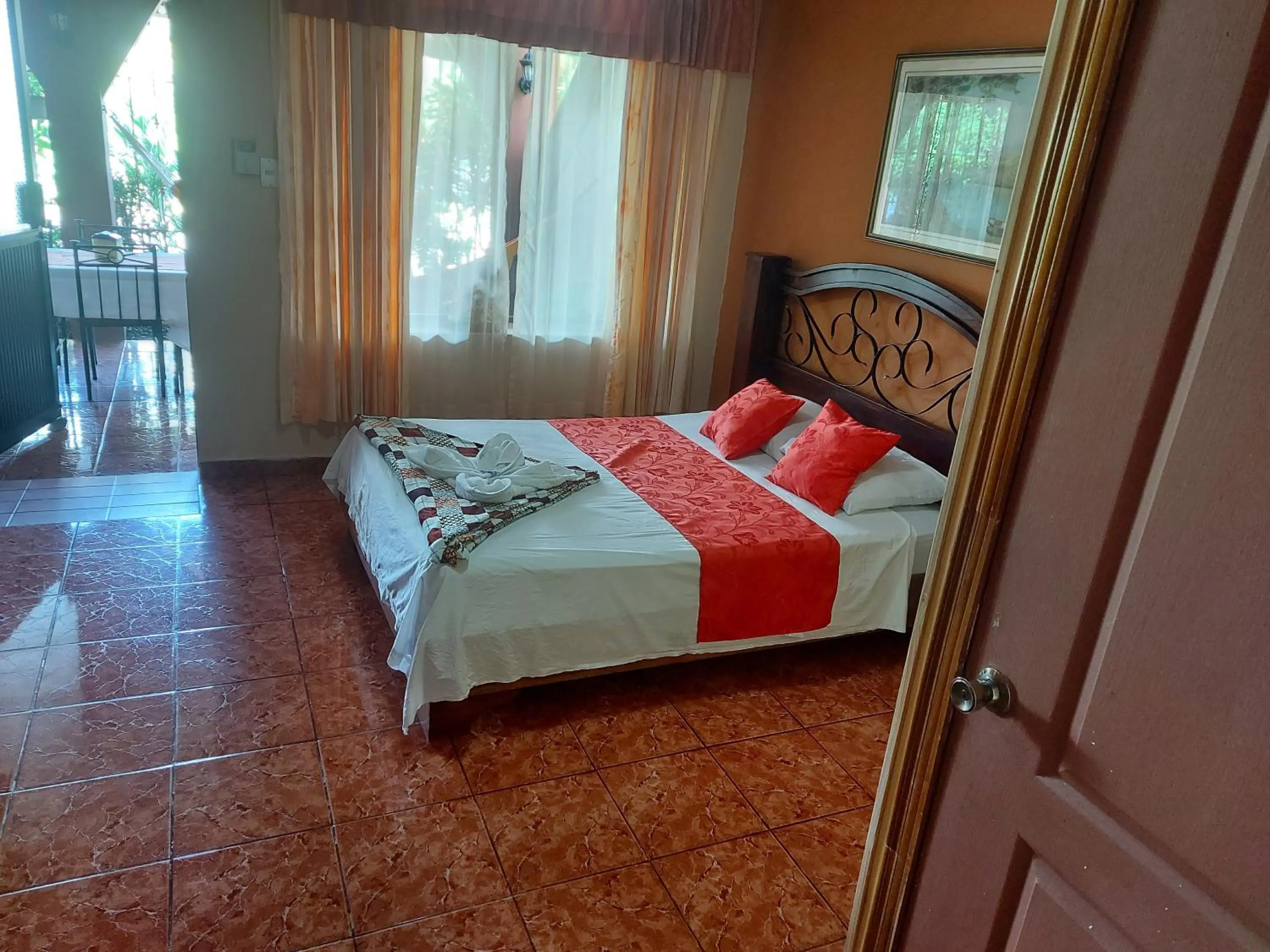 Bed in Hotel Torre Fuerte