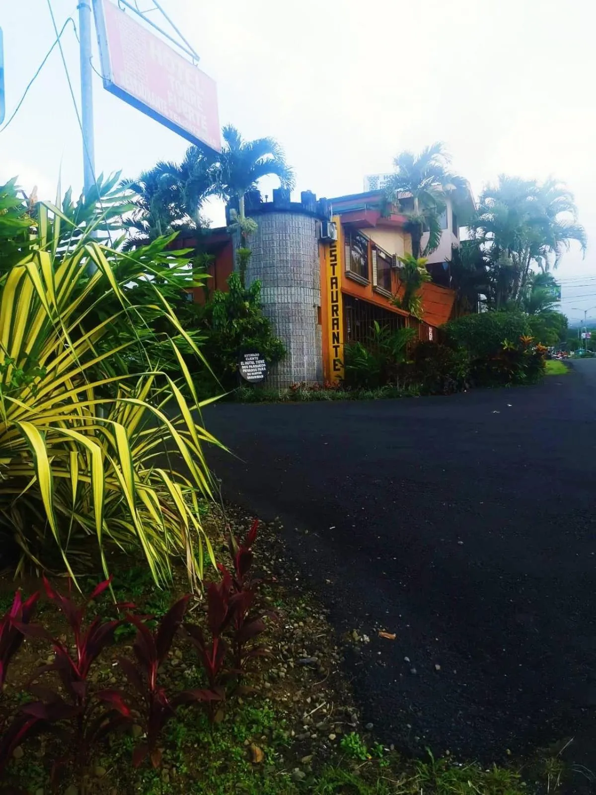 Property building in Hotel Torre Fuerte