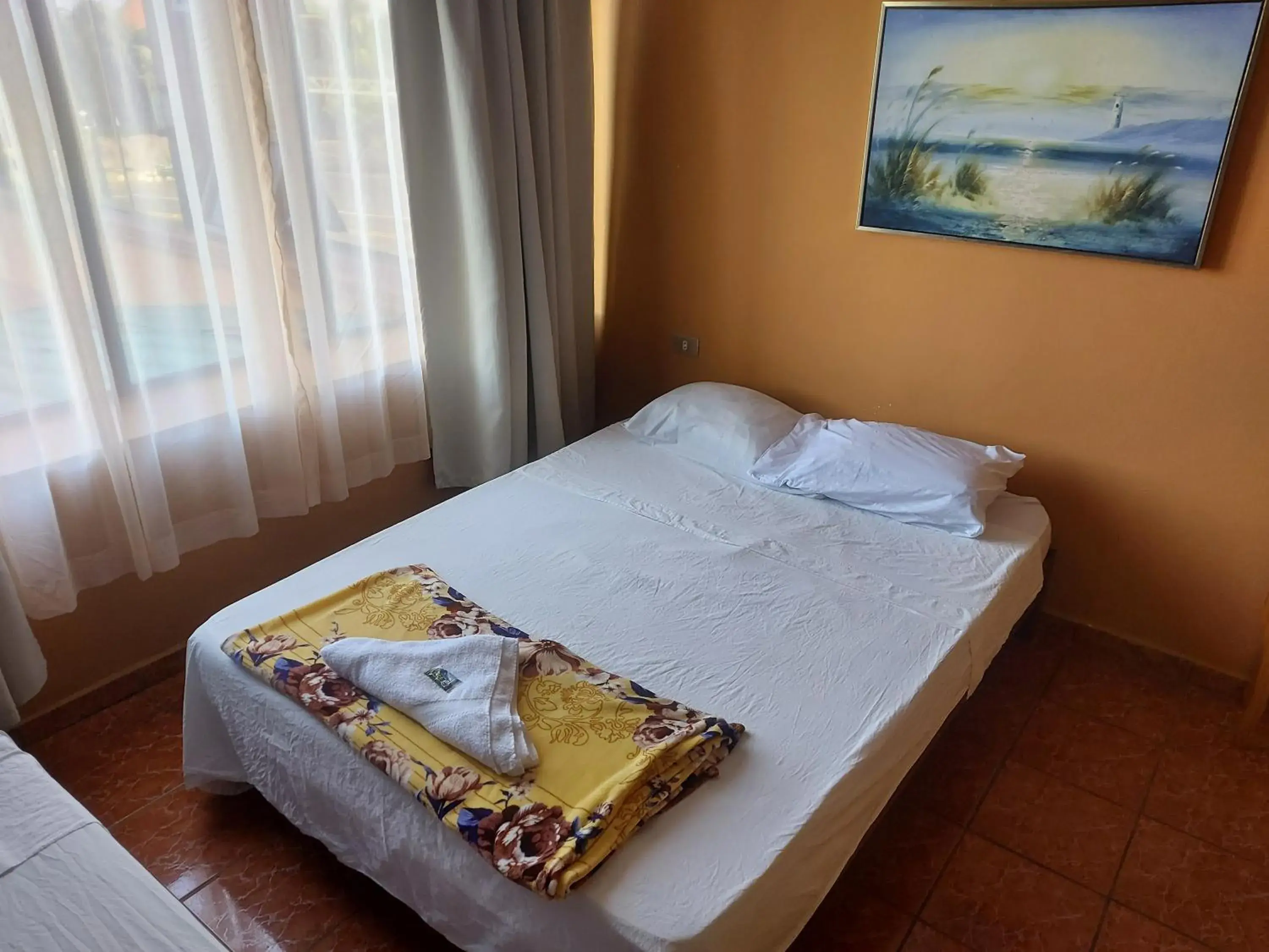 Quadruple Room in Hotel Torre Fuerte Quadruple Room in Hotel Torre Fuerte