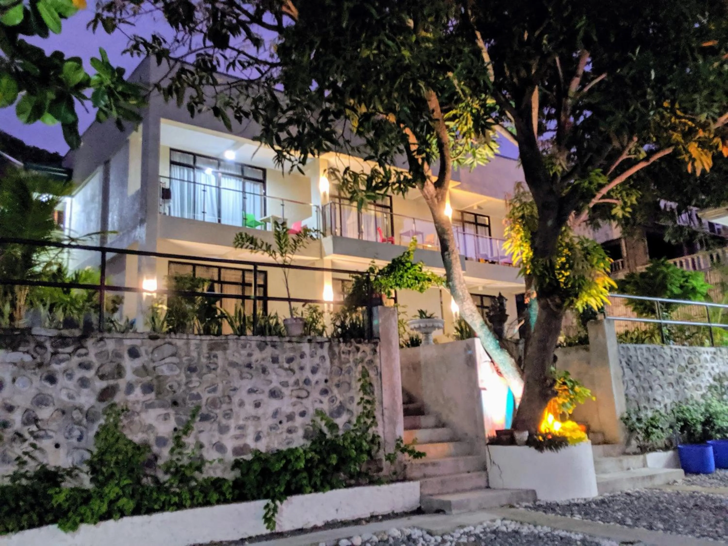 Property building in Bentrina Diving Resort