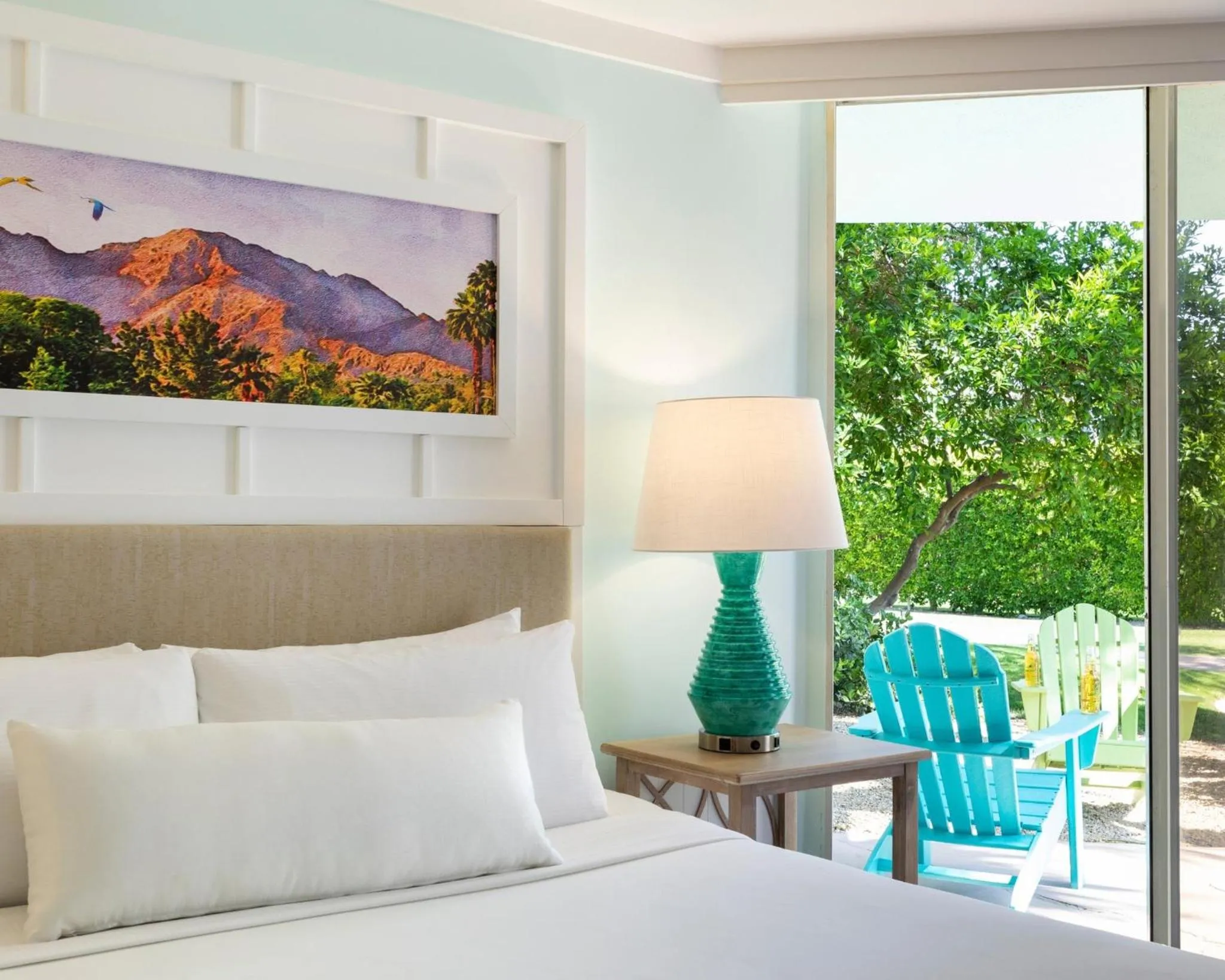 Photo of the whole room, Bed in Riviera Resort Palm Springs