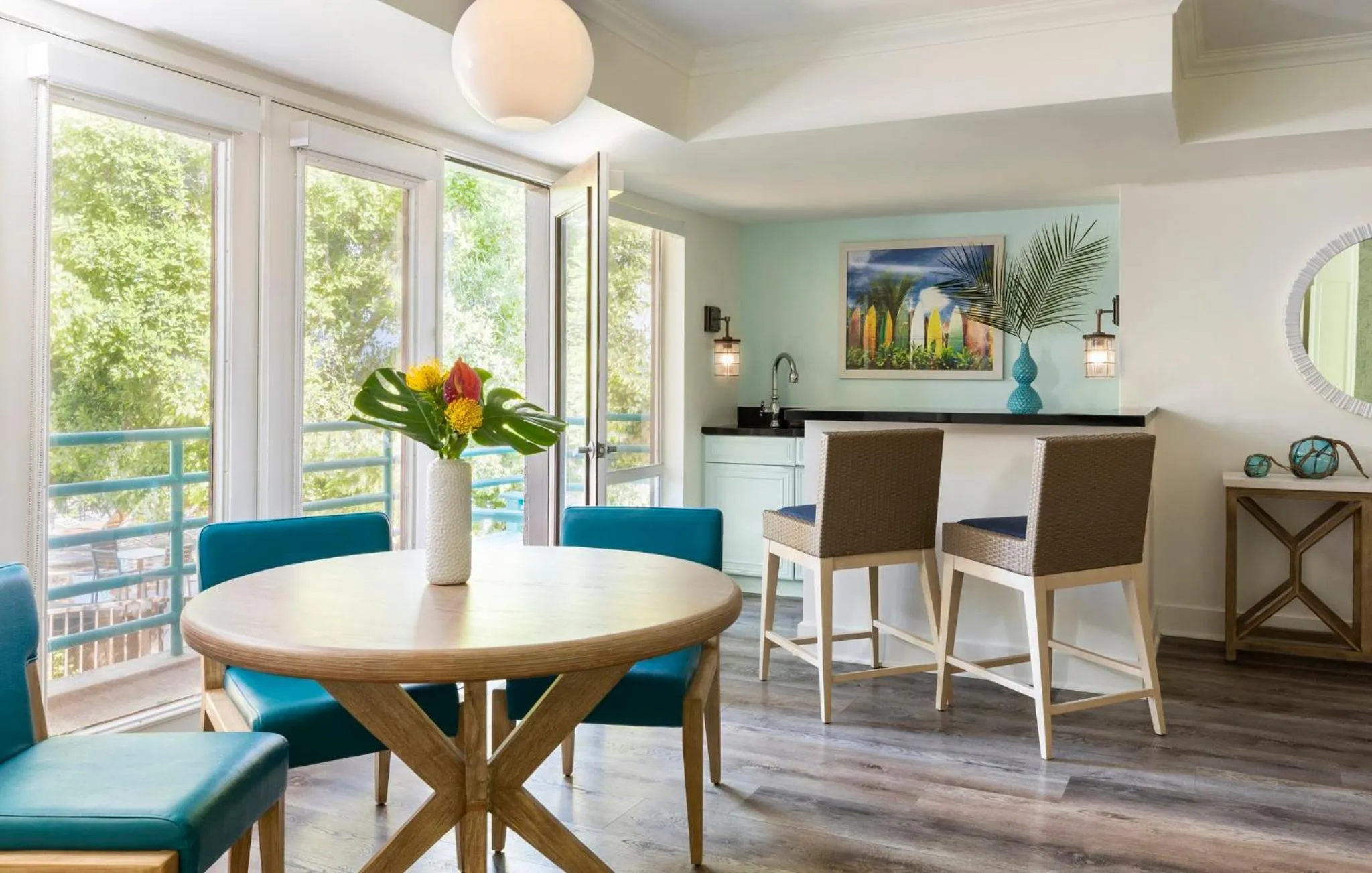 Photo of the whole room in Riviera Resort Palm Springs