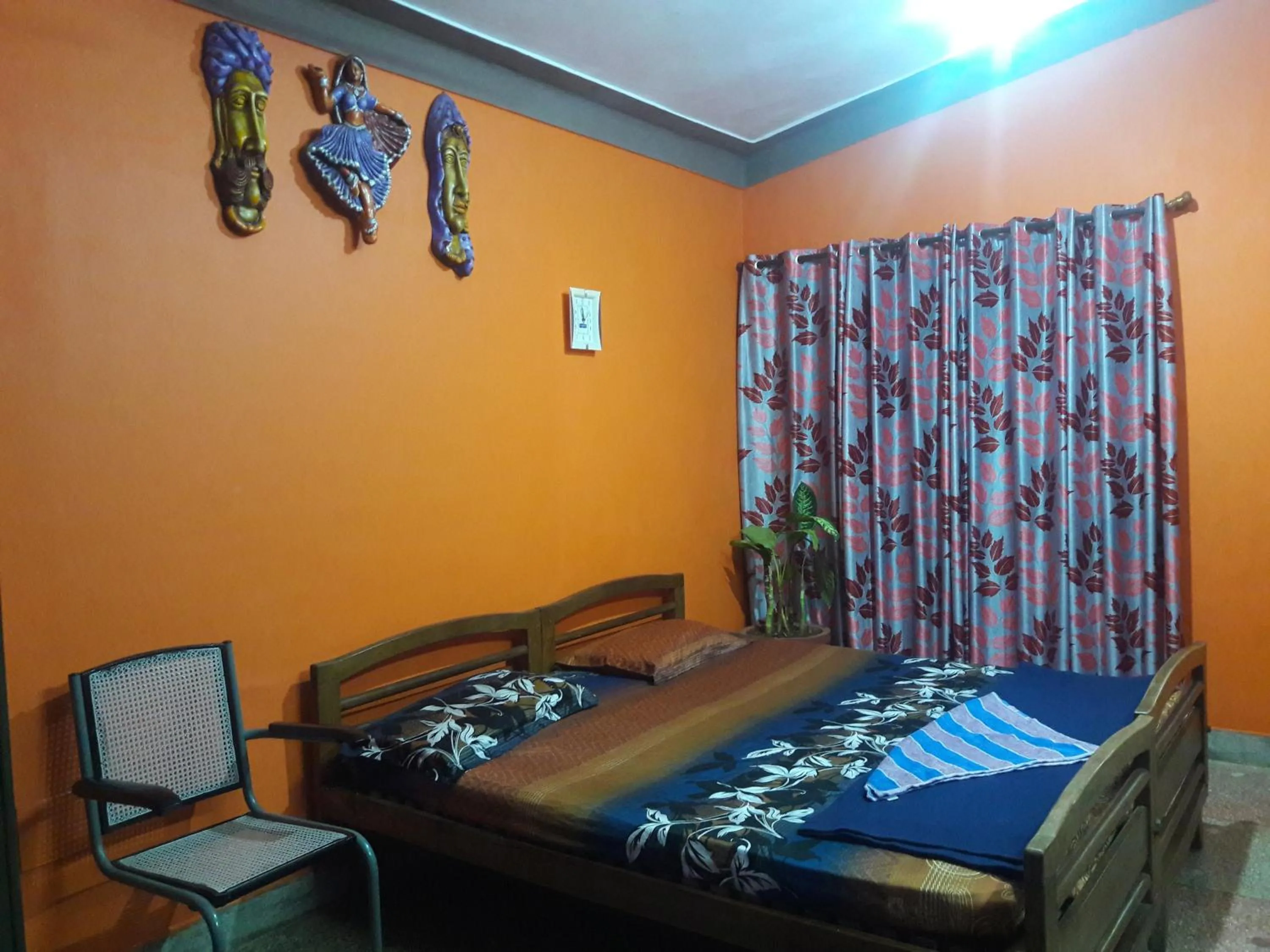 Decorative detail, Bed in Honey Palace Homestay