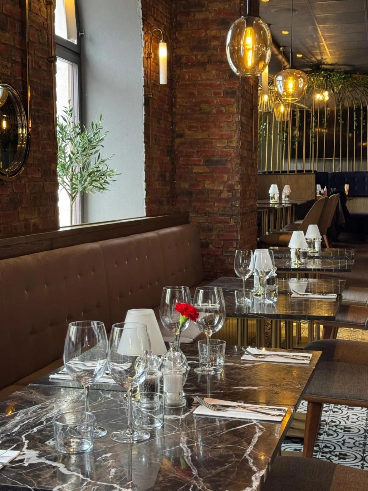 Restaurant/places to eat in Quality Hotel Statt