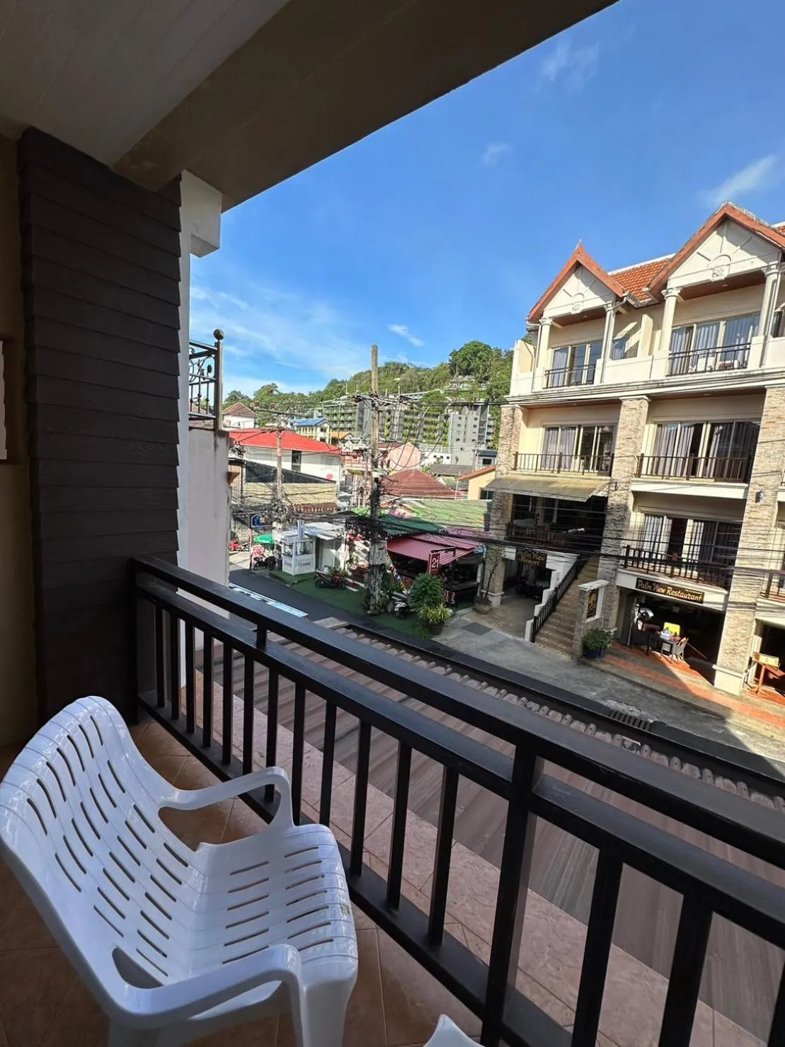 Street view in Baan Kingkeaw Thamdee Patong