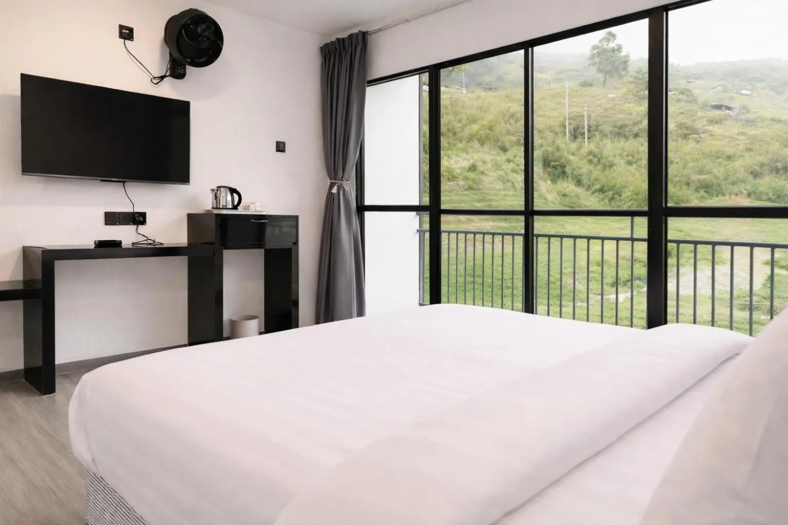 Bed in Suang Noh Homestay Kundasang