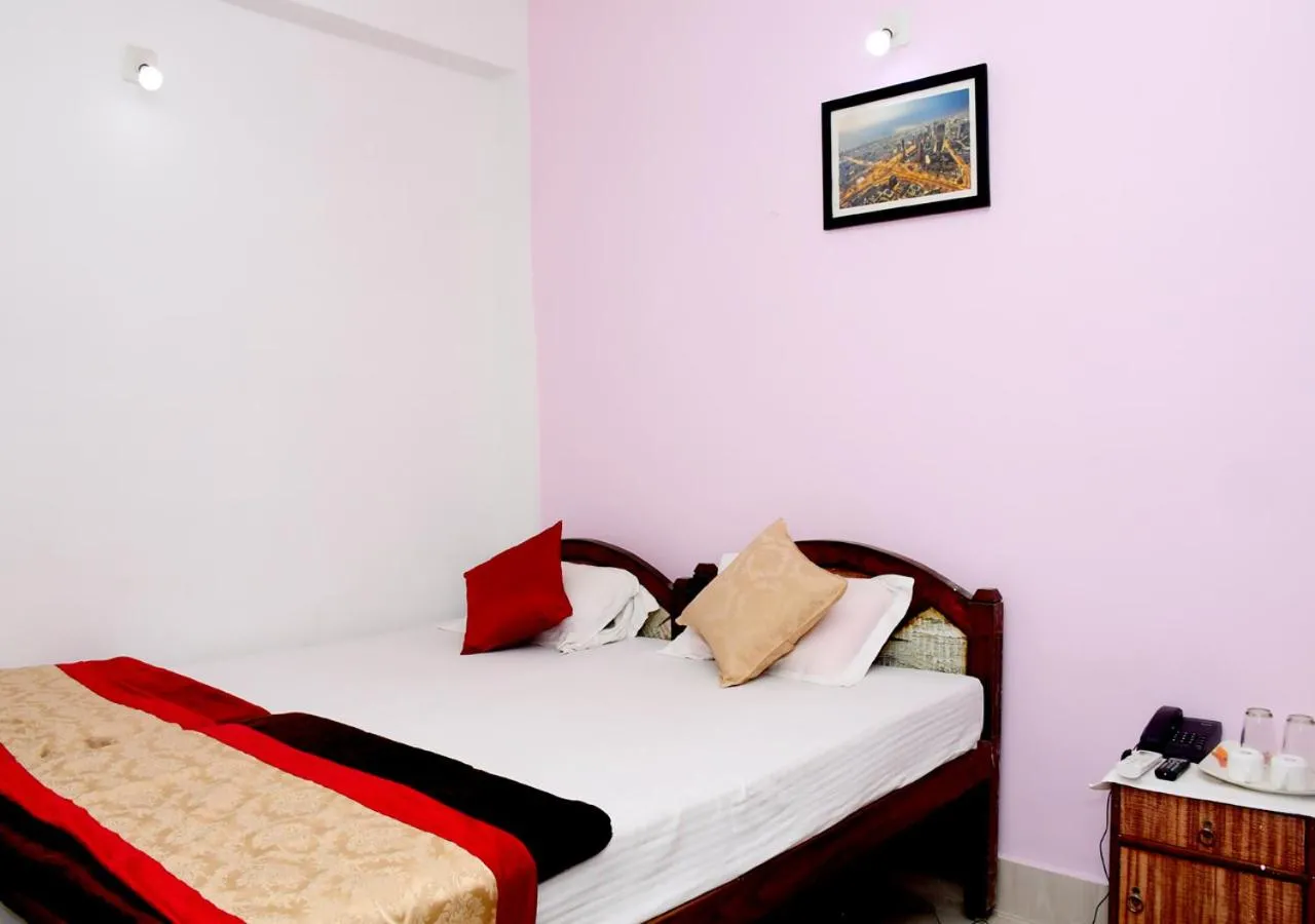 Bed in Satiya Guest House
