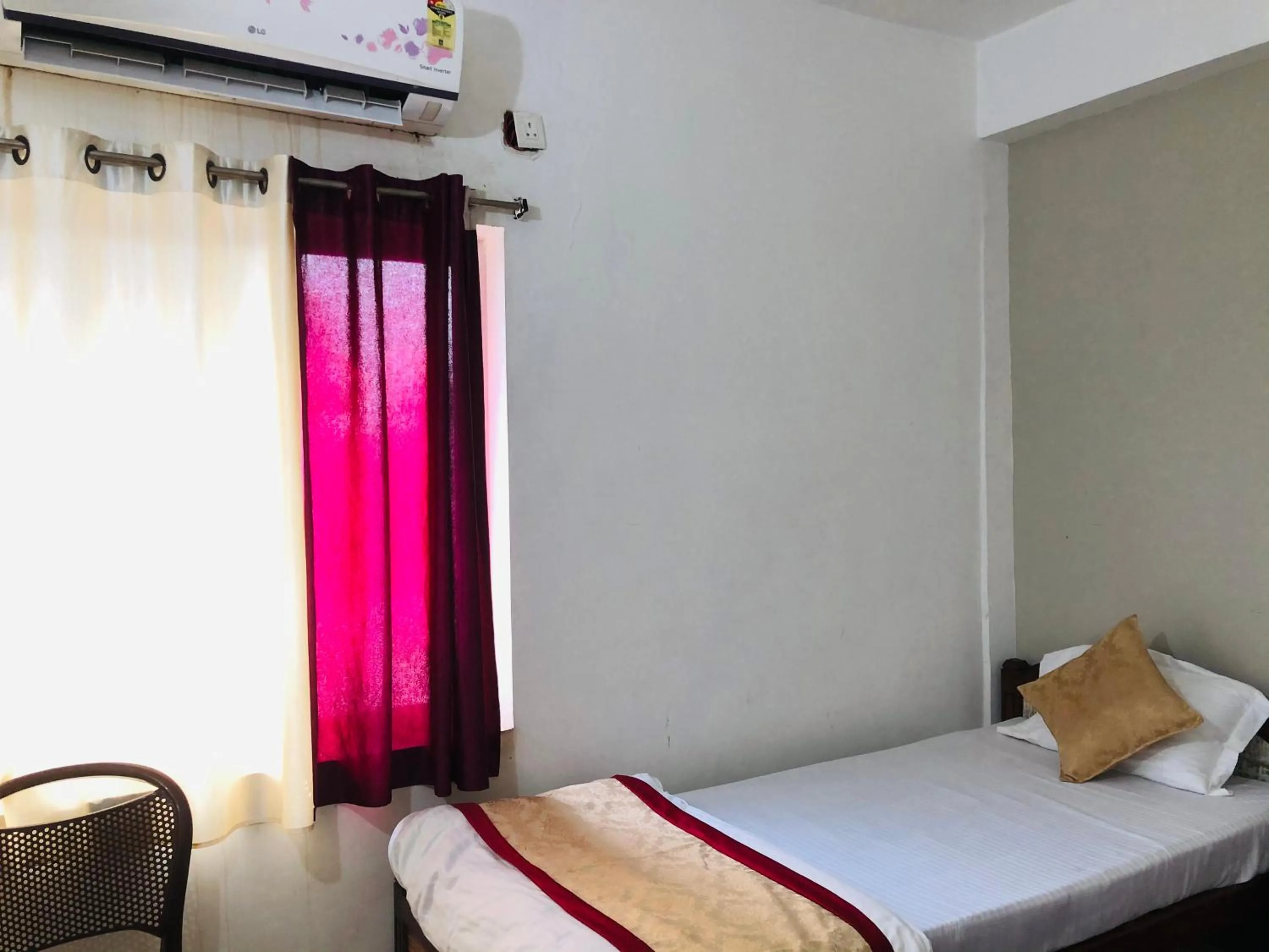 Bedroom in Satiya Guest House