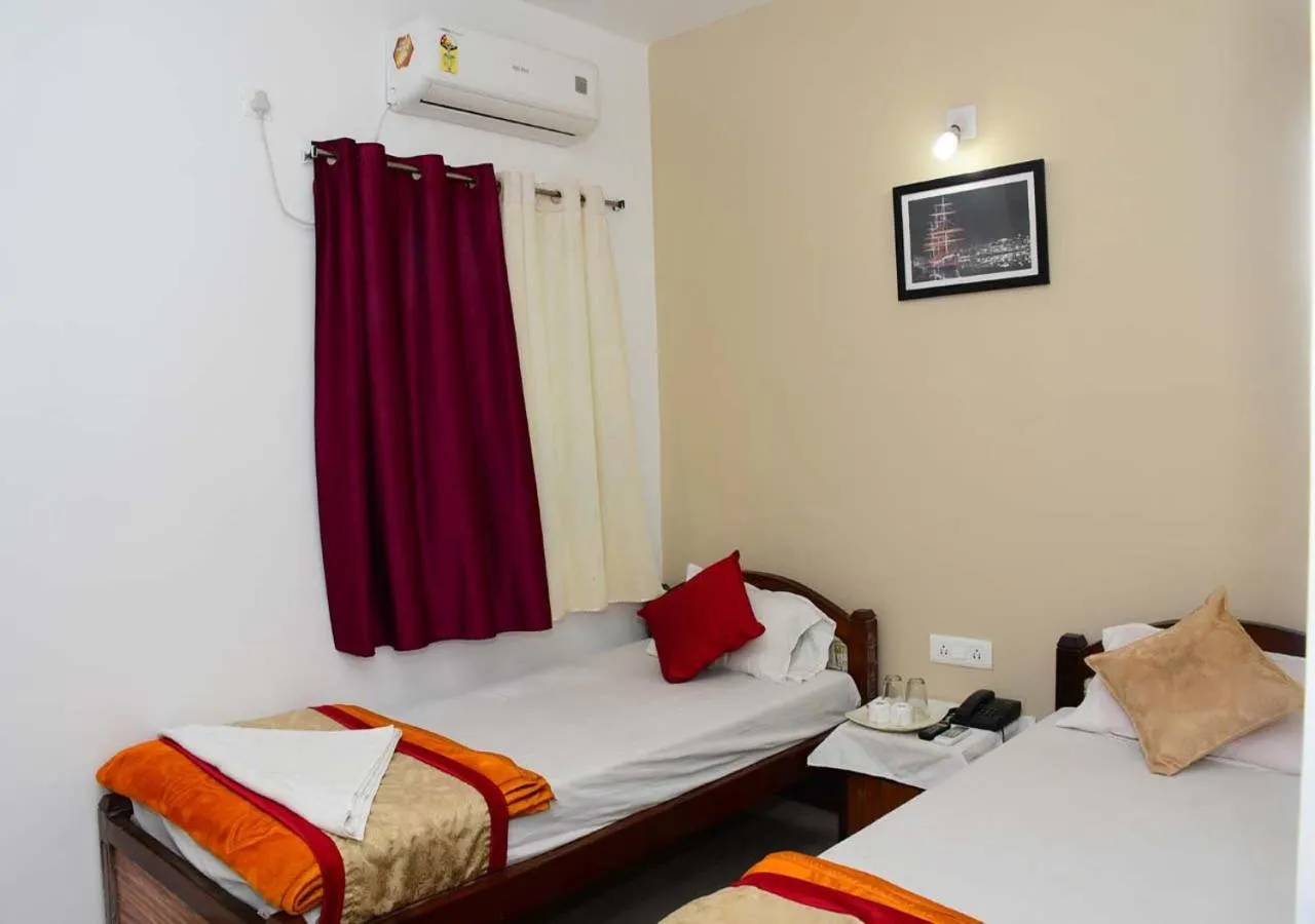 Bed in Satiya Guest House