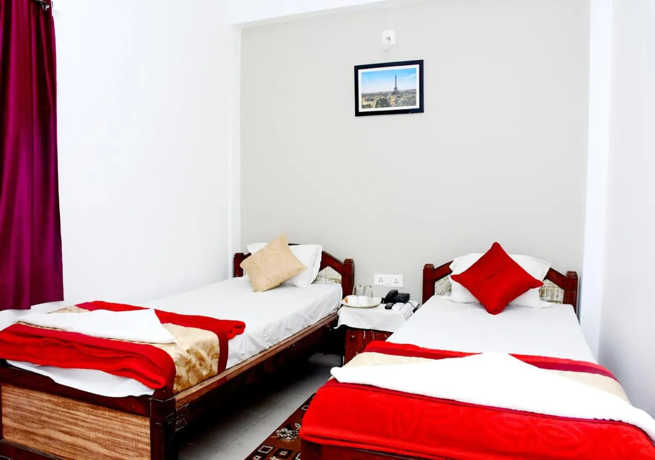 Bed in Satiya Guest House