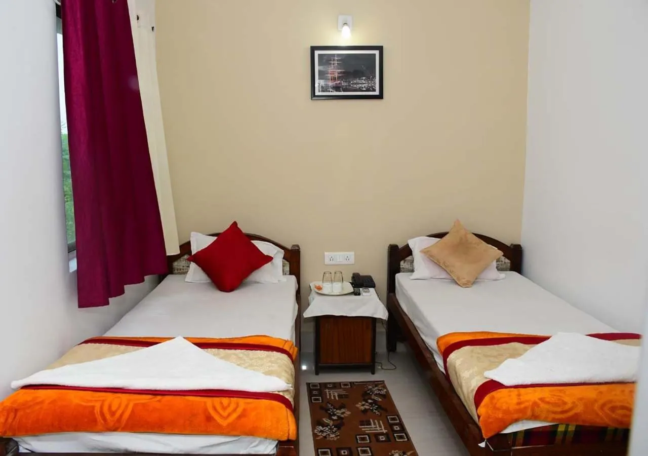 Bed in Satiya Guest House