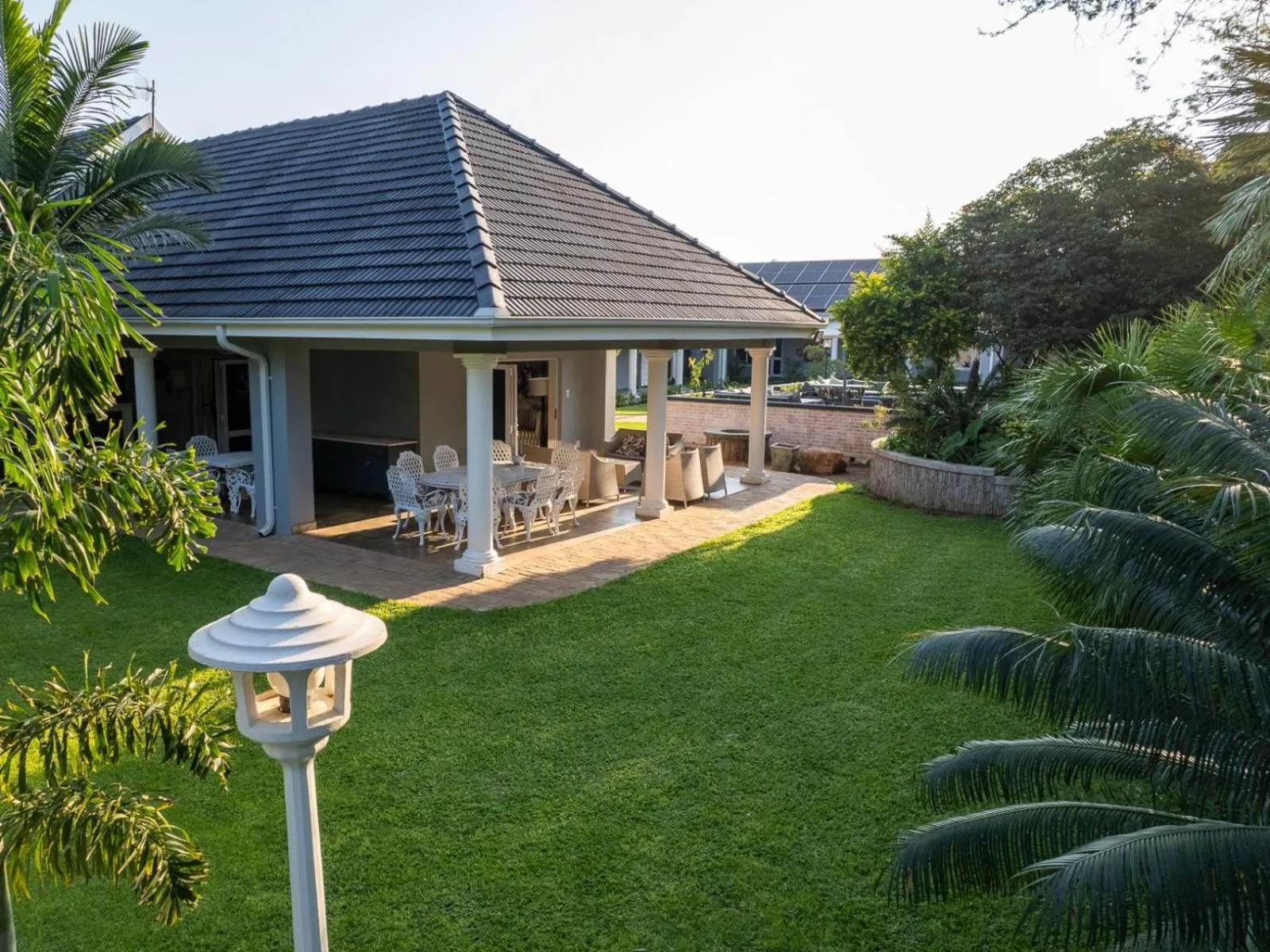 Garden in Familia Guesthouse & Boutique Hotel