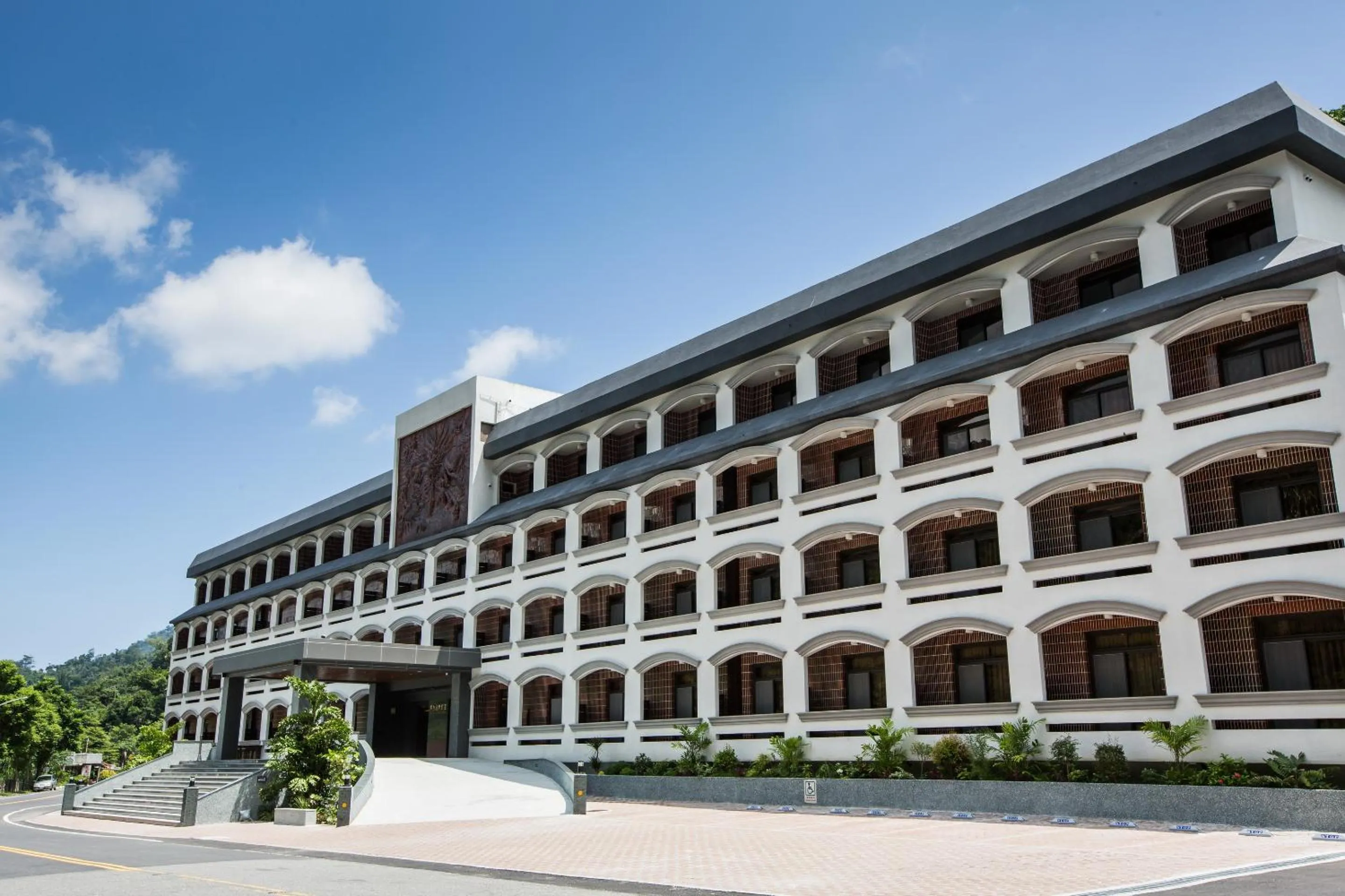 Facade/entrance in Dong Tair Spa Hotel