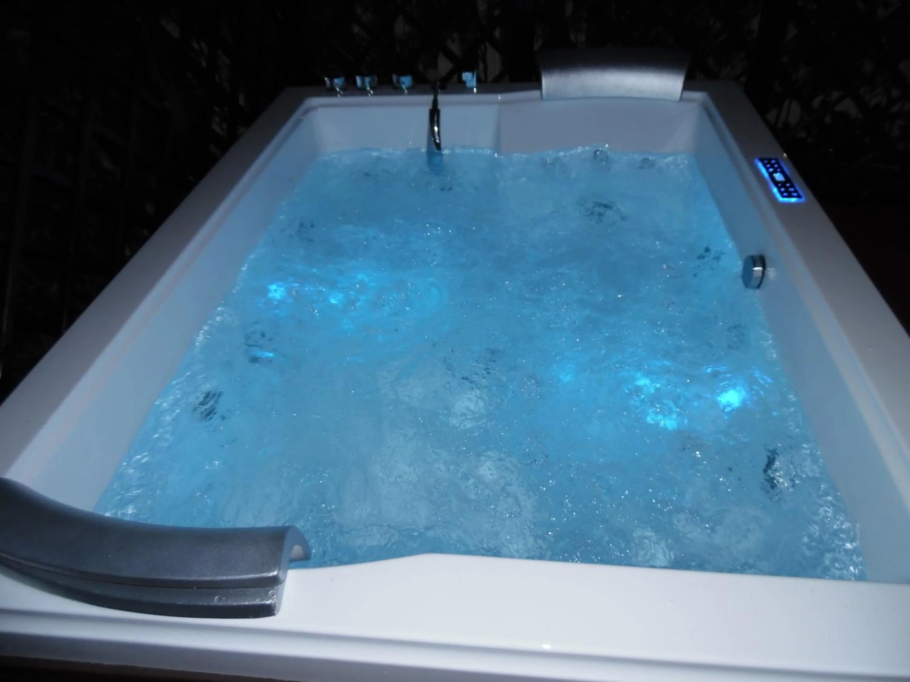 Hot Tub in Acquamarina B&B