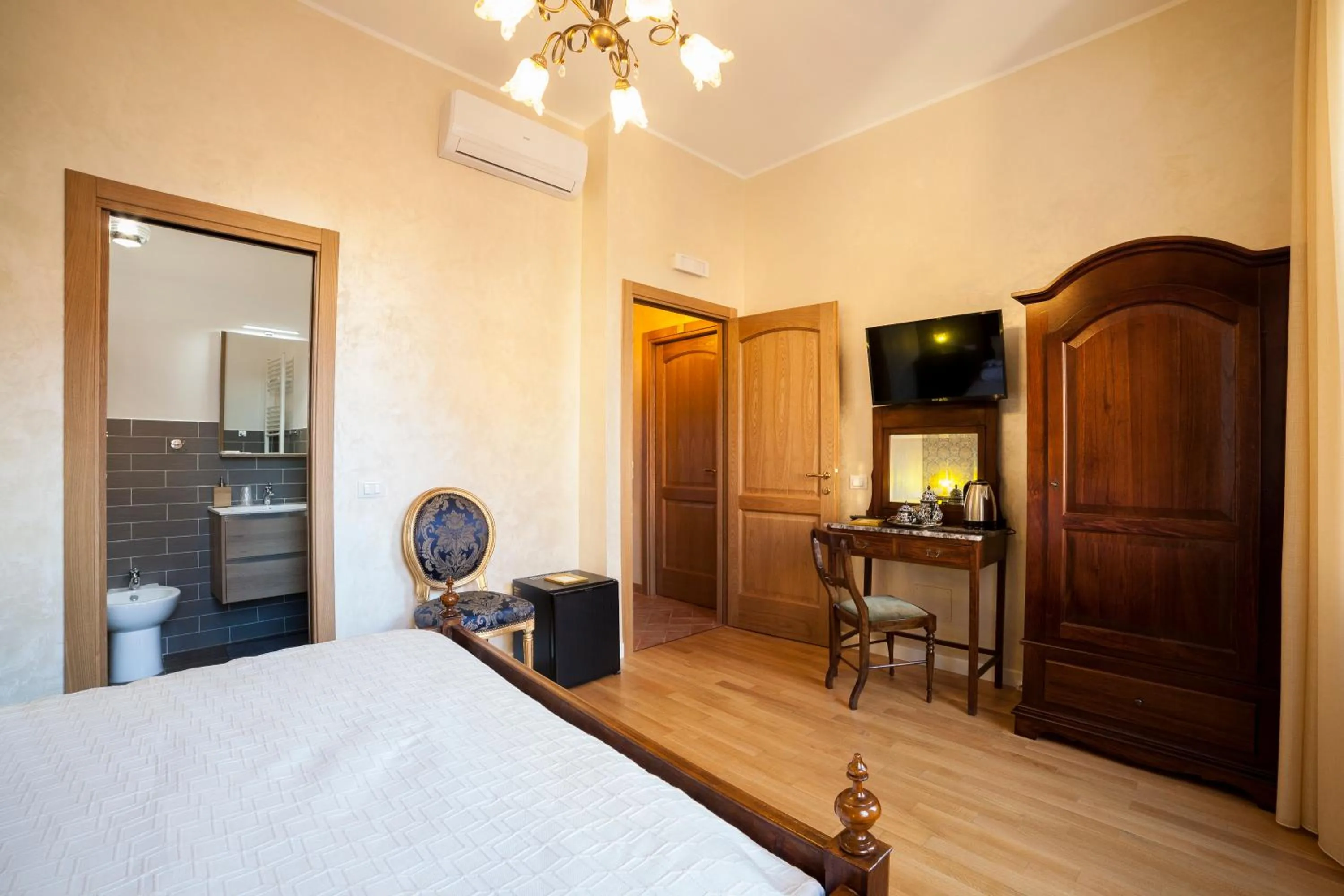 Bed in Regina Bed and Breakfast