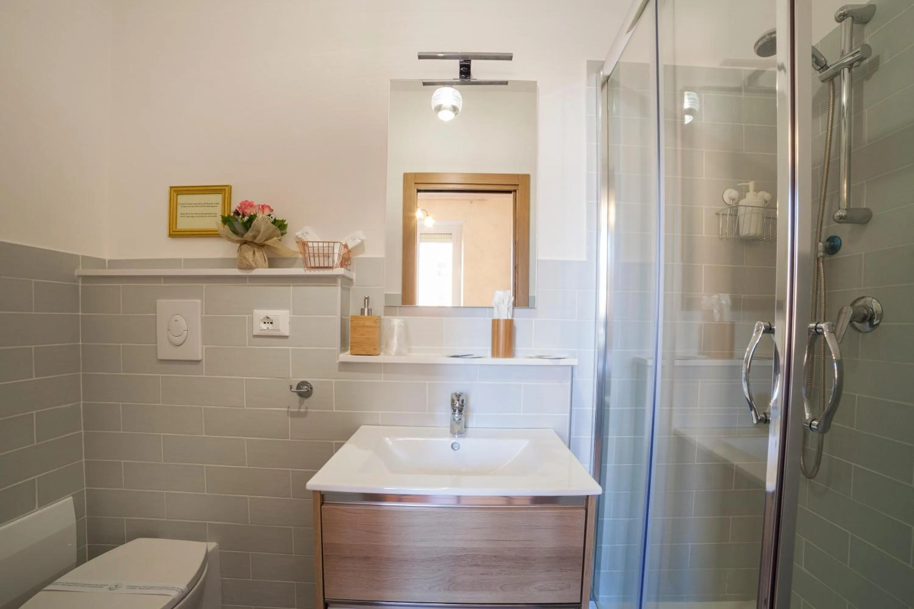 Bathroom in Regina Bed and Breakfast