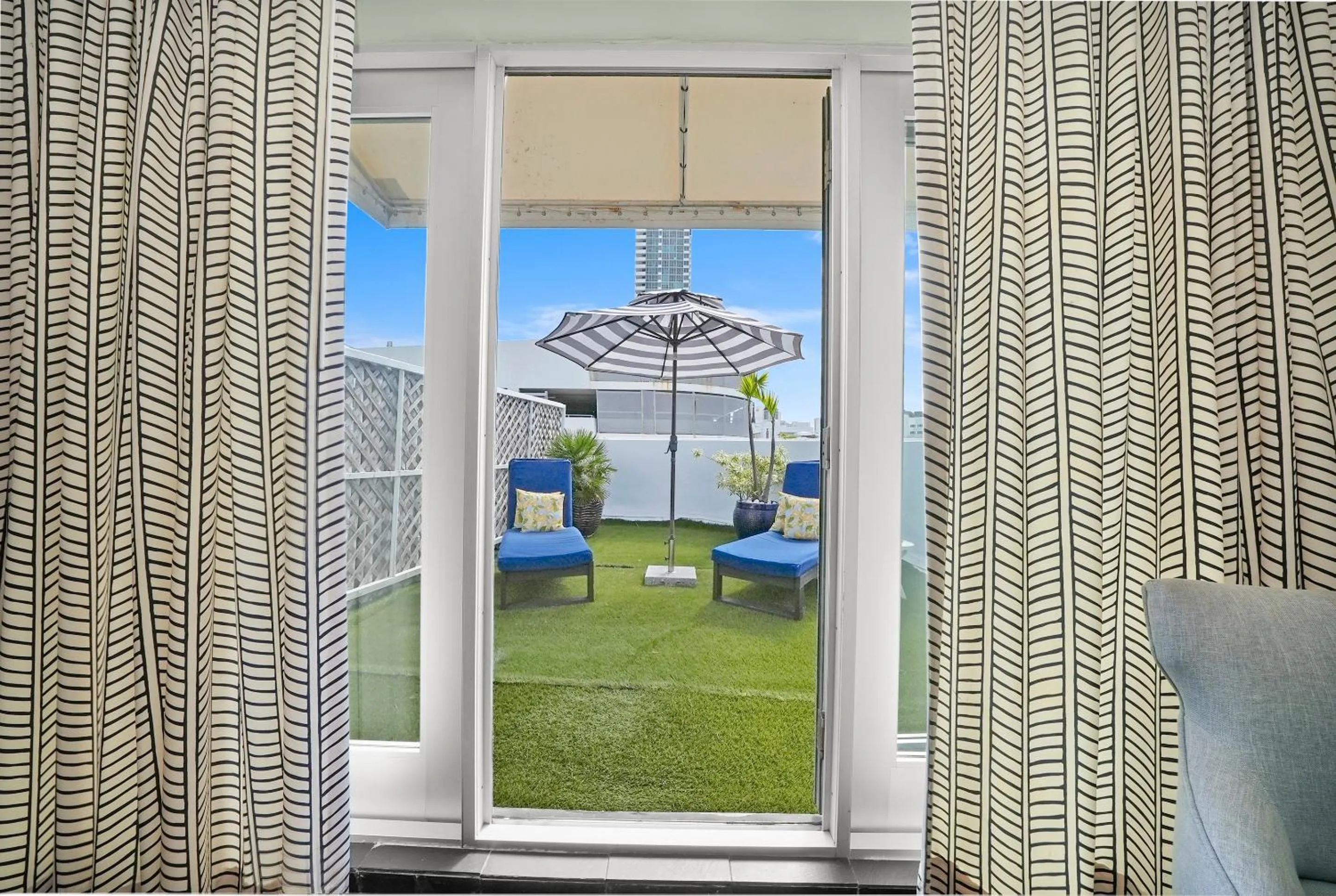 Balcony/Terrace in Riviera Suites