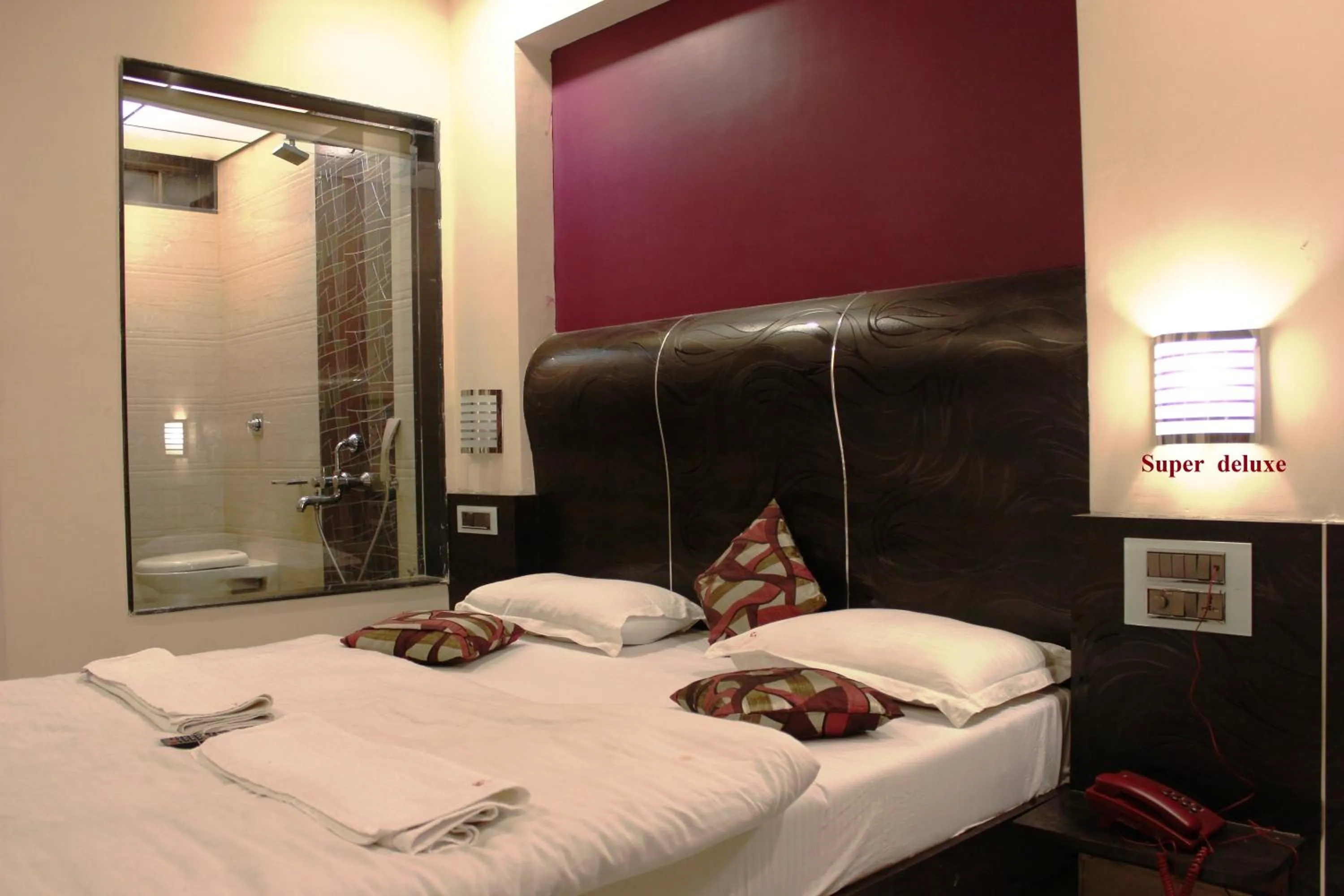 Bed in JS Excellency