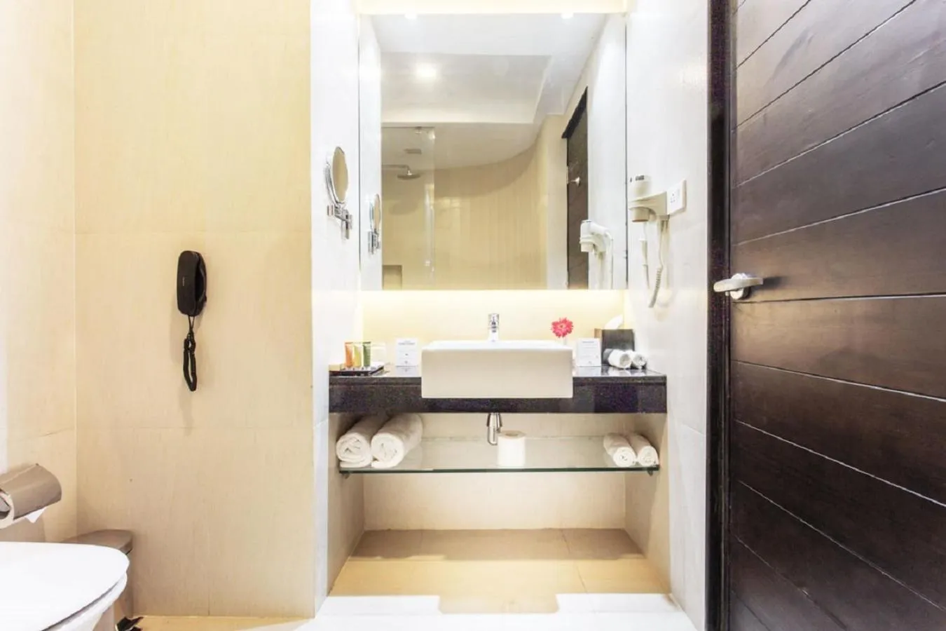 Bathroom in Hotel Mulberry