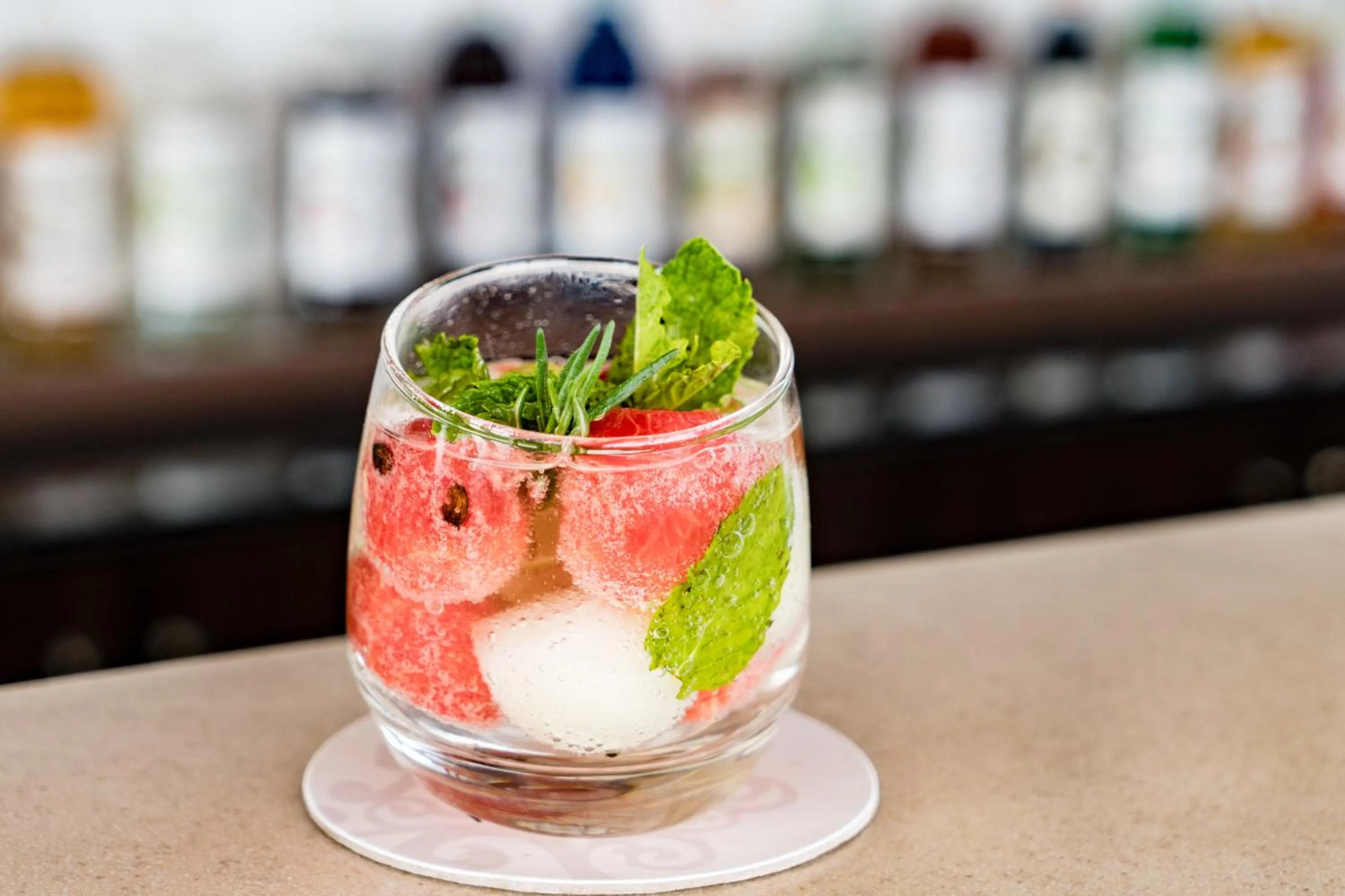 Restaurant/places to eat in Hotel Mulberry