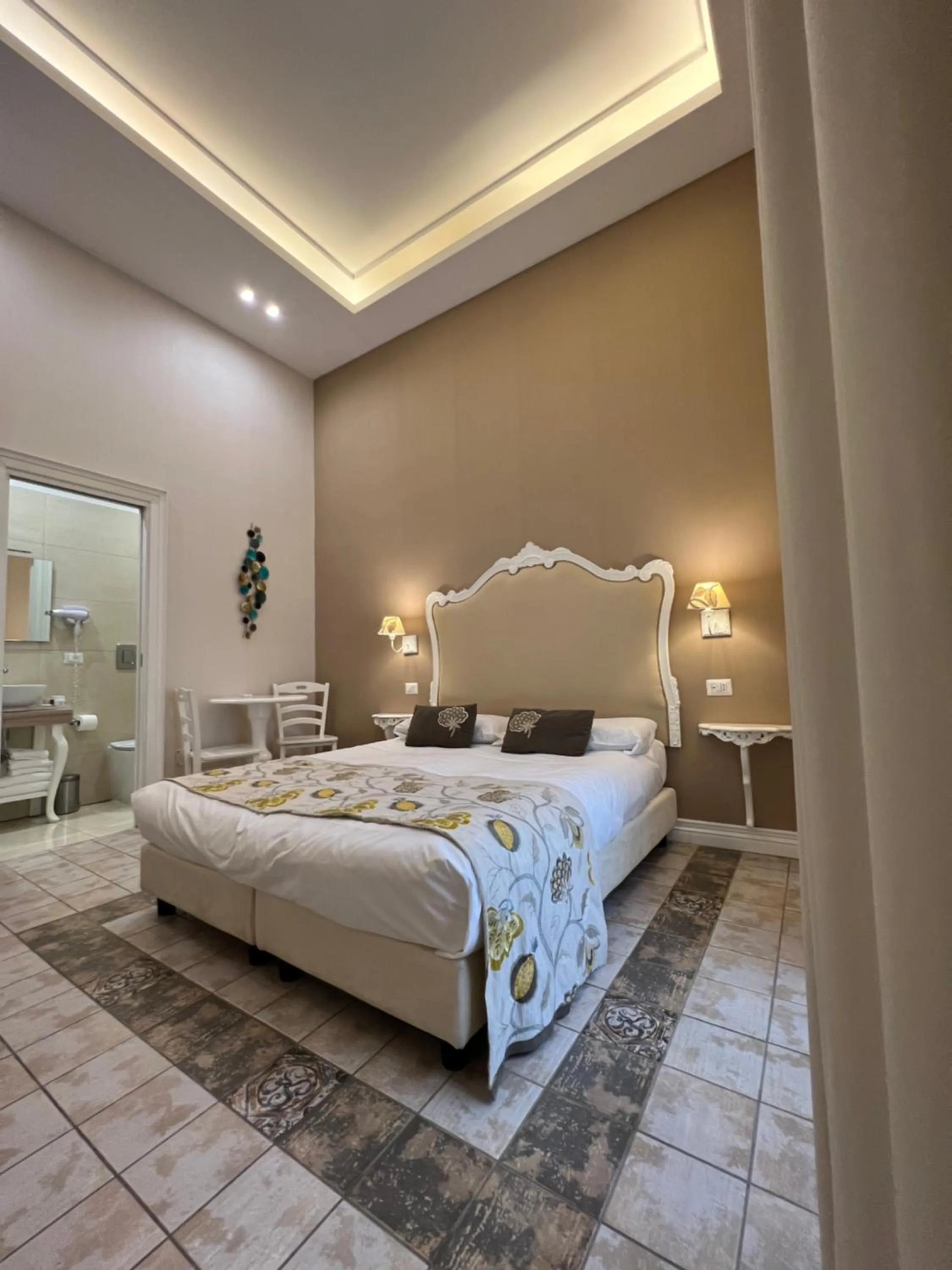 Bed in Certosa Suite