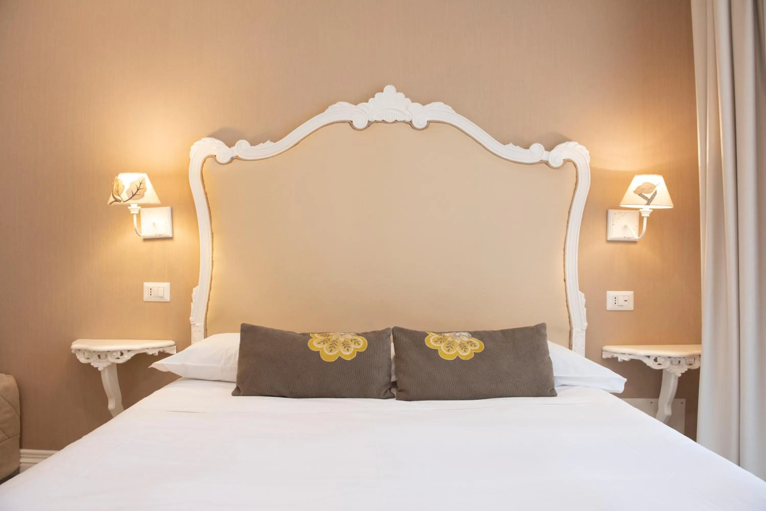 Bed in Certosa Suite