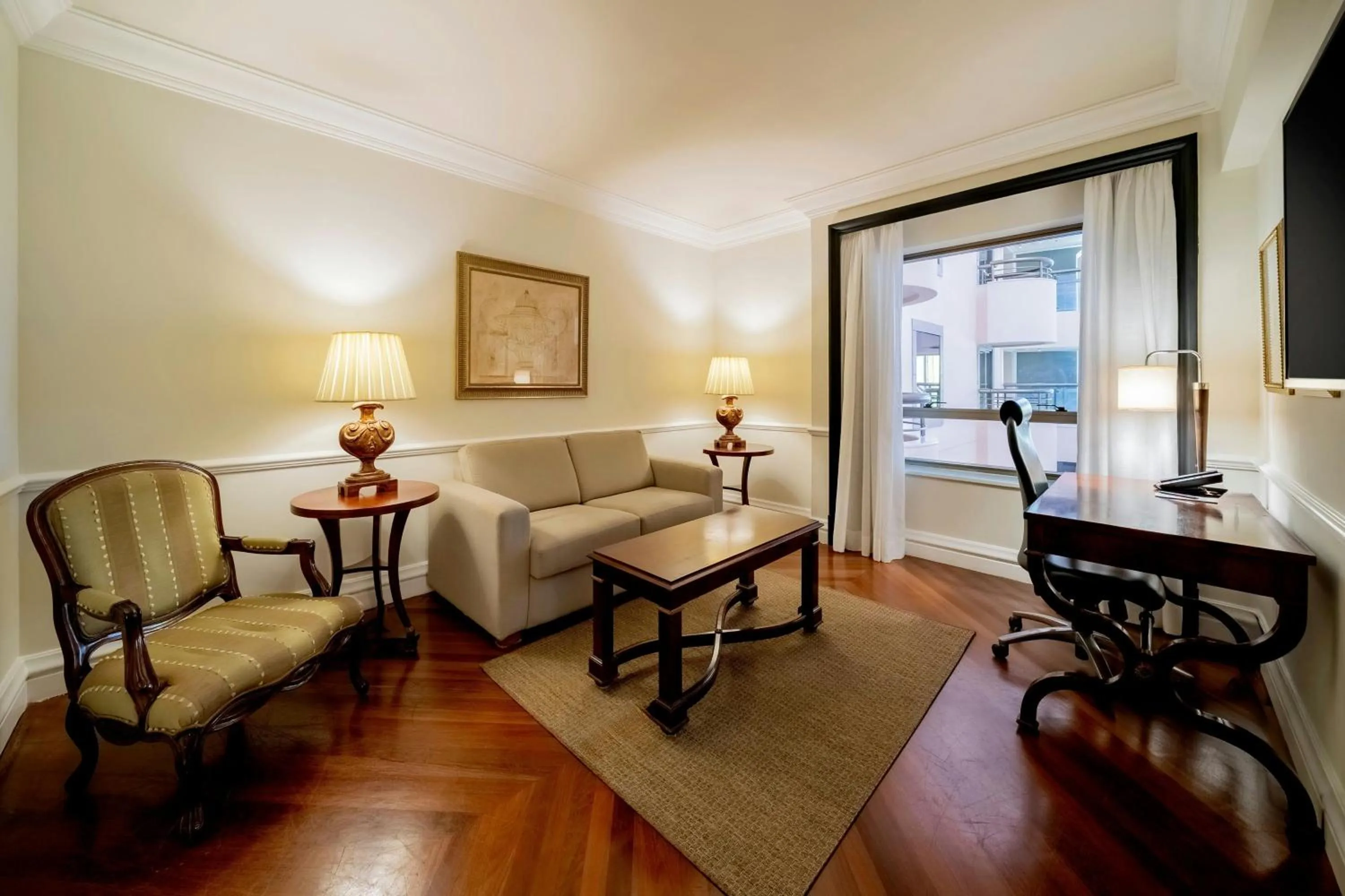 Photo of the whole room in JW Marriott Rio de Janeiro