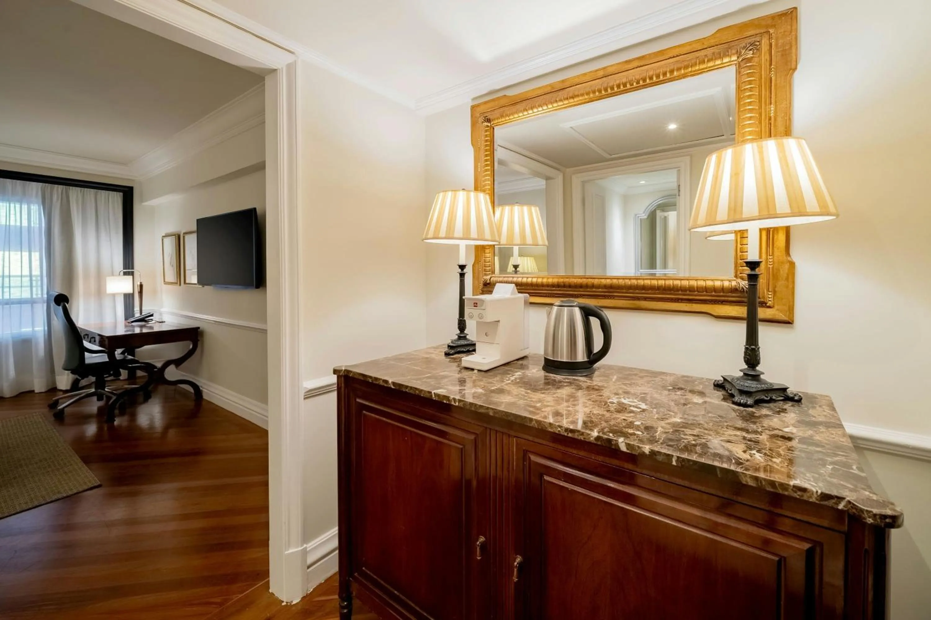 Photo of the whole room in JW Marriott Rio de Janeiro