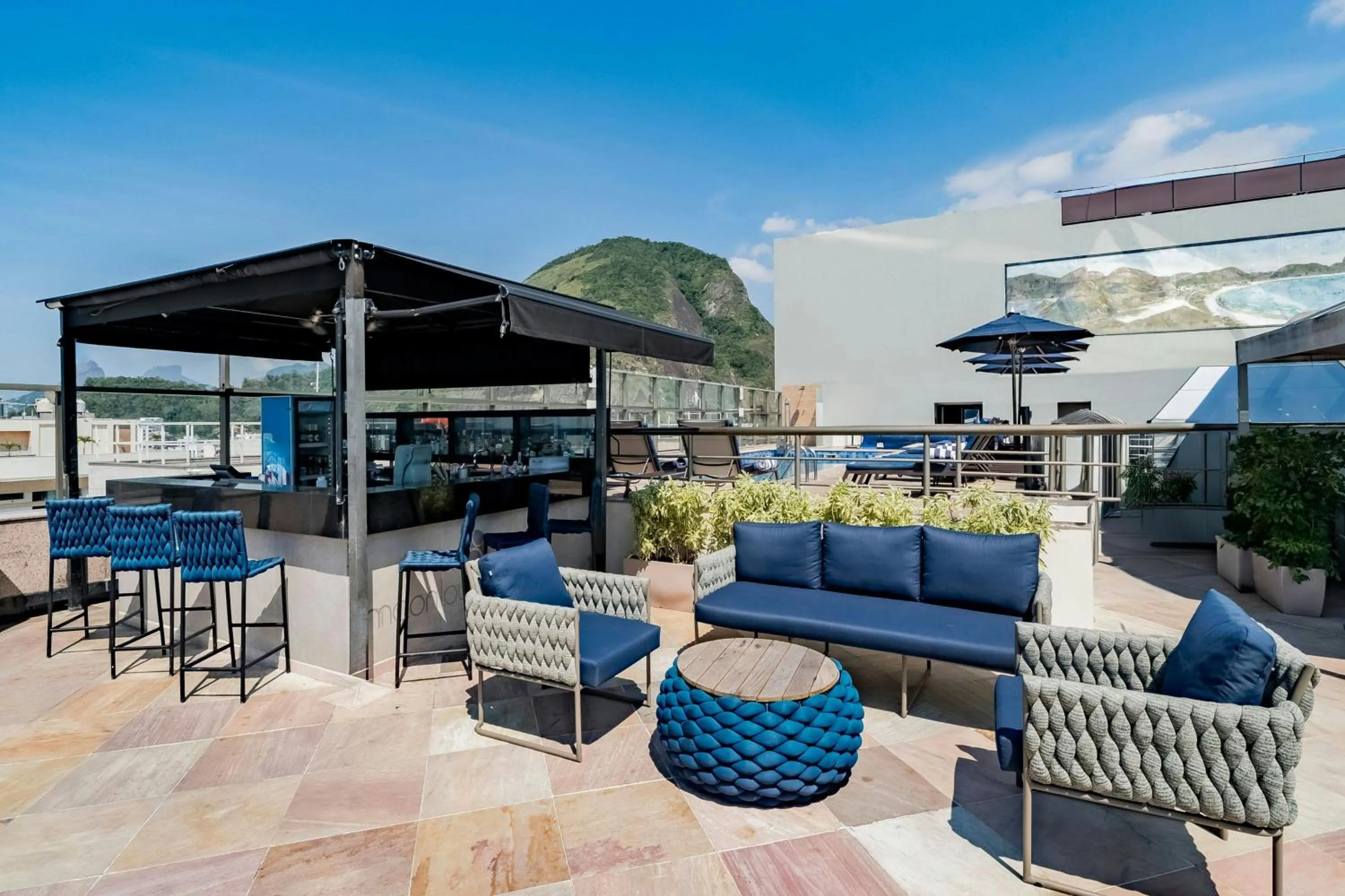 Swimming pool in JW Marriott Rio de Janeiro