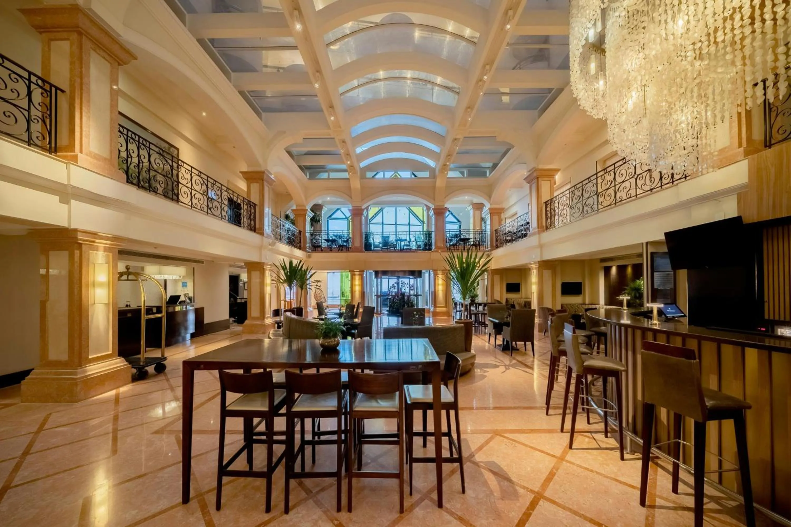 Restaurant/places to eat in JW Marriott Rio de Janeiro