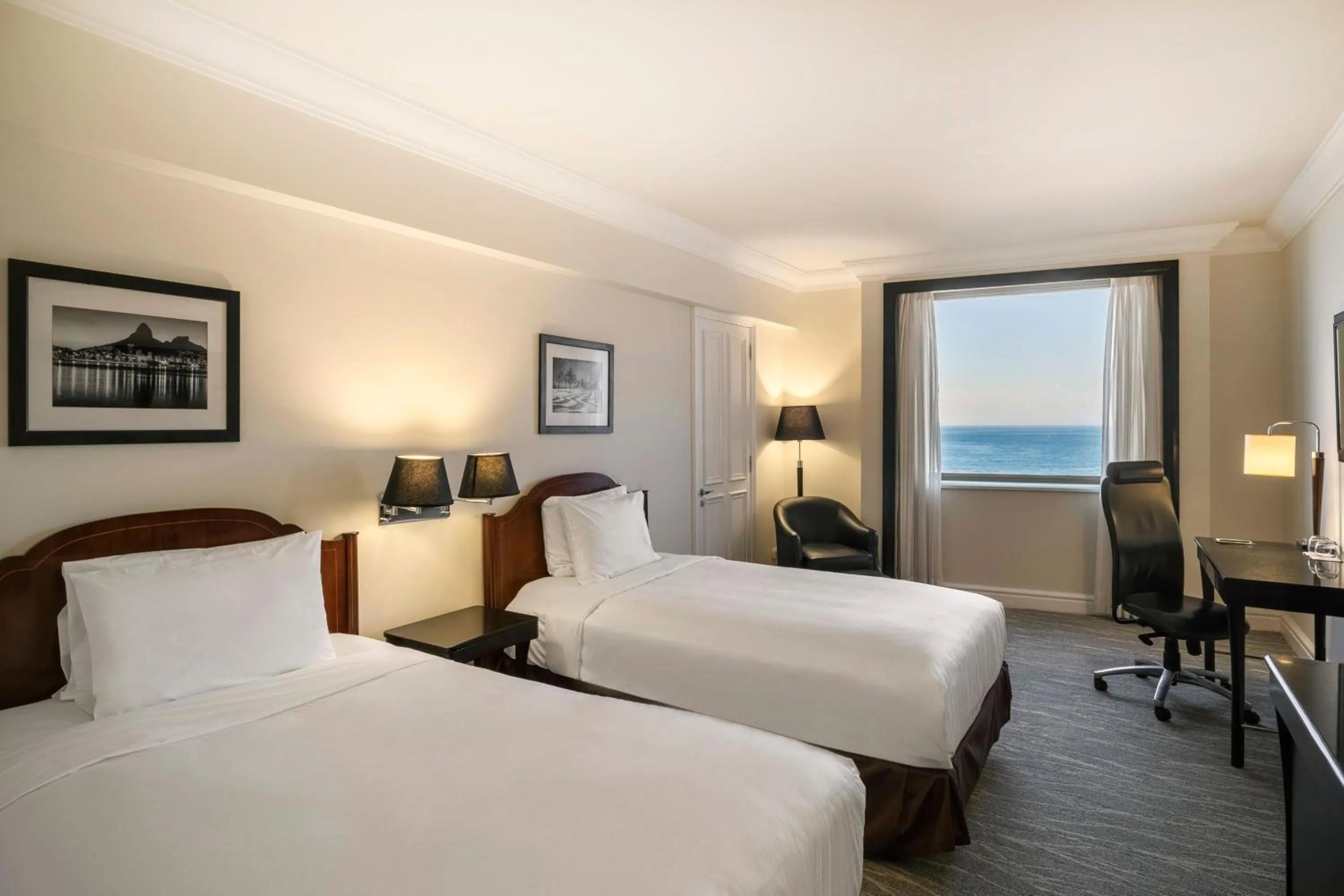 Photo of the whole room, Bed in JW Marriott Rio de Janeiro