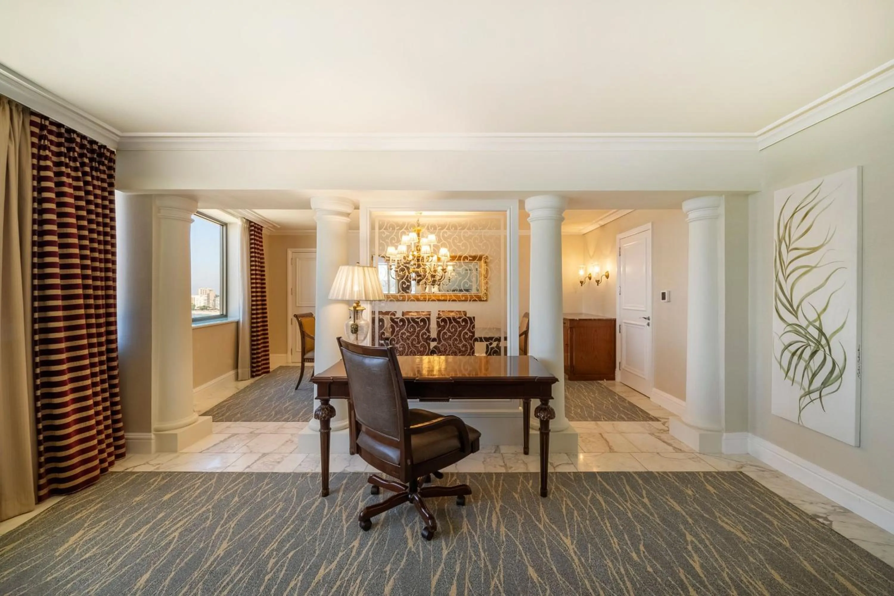 Photo of the whole room in JW Marriott Rio de Janeiro