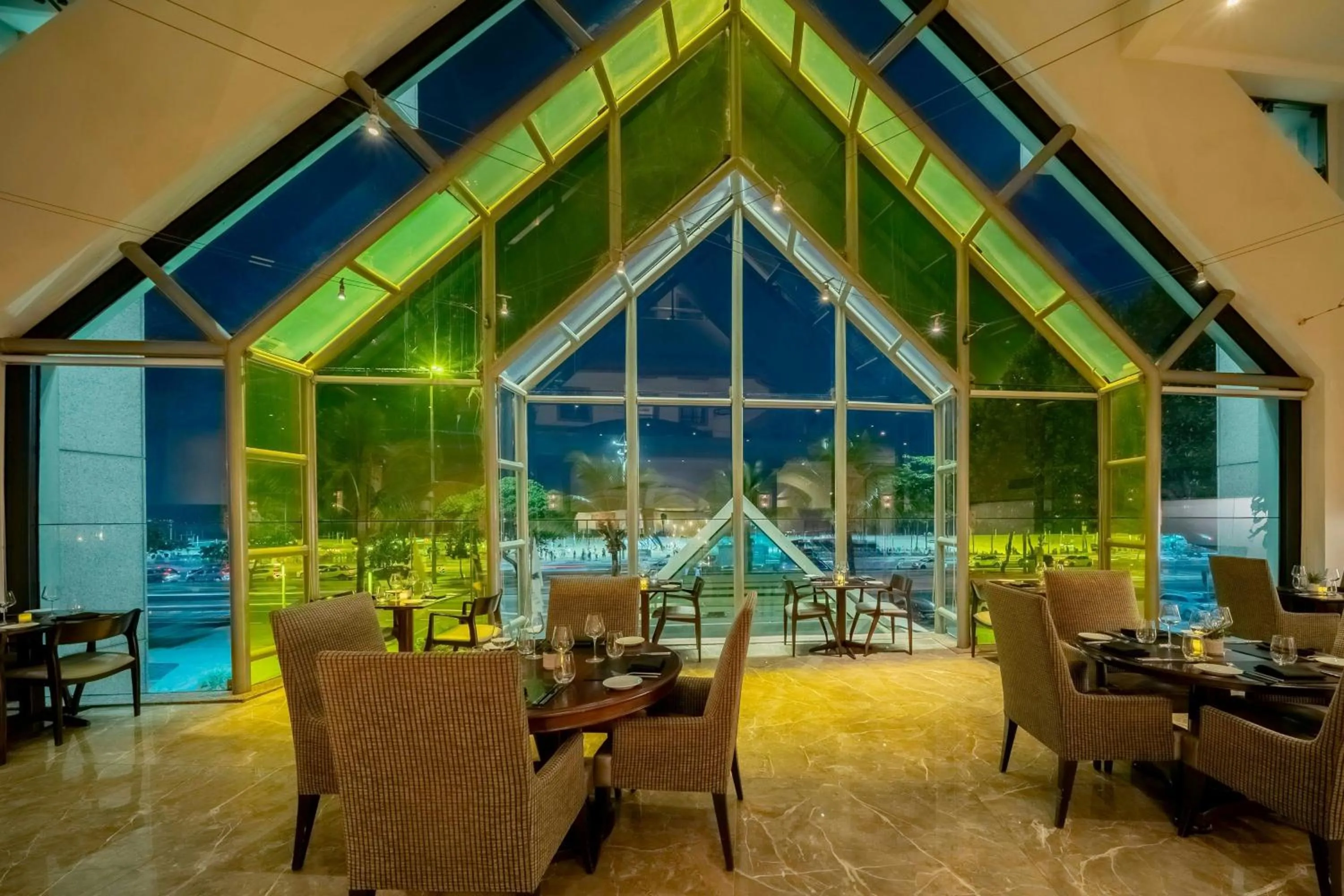 Restaurant/places to eat in JW Marriott Rio de Janeiro