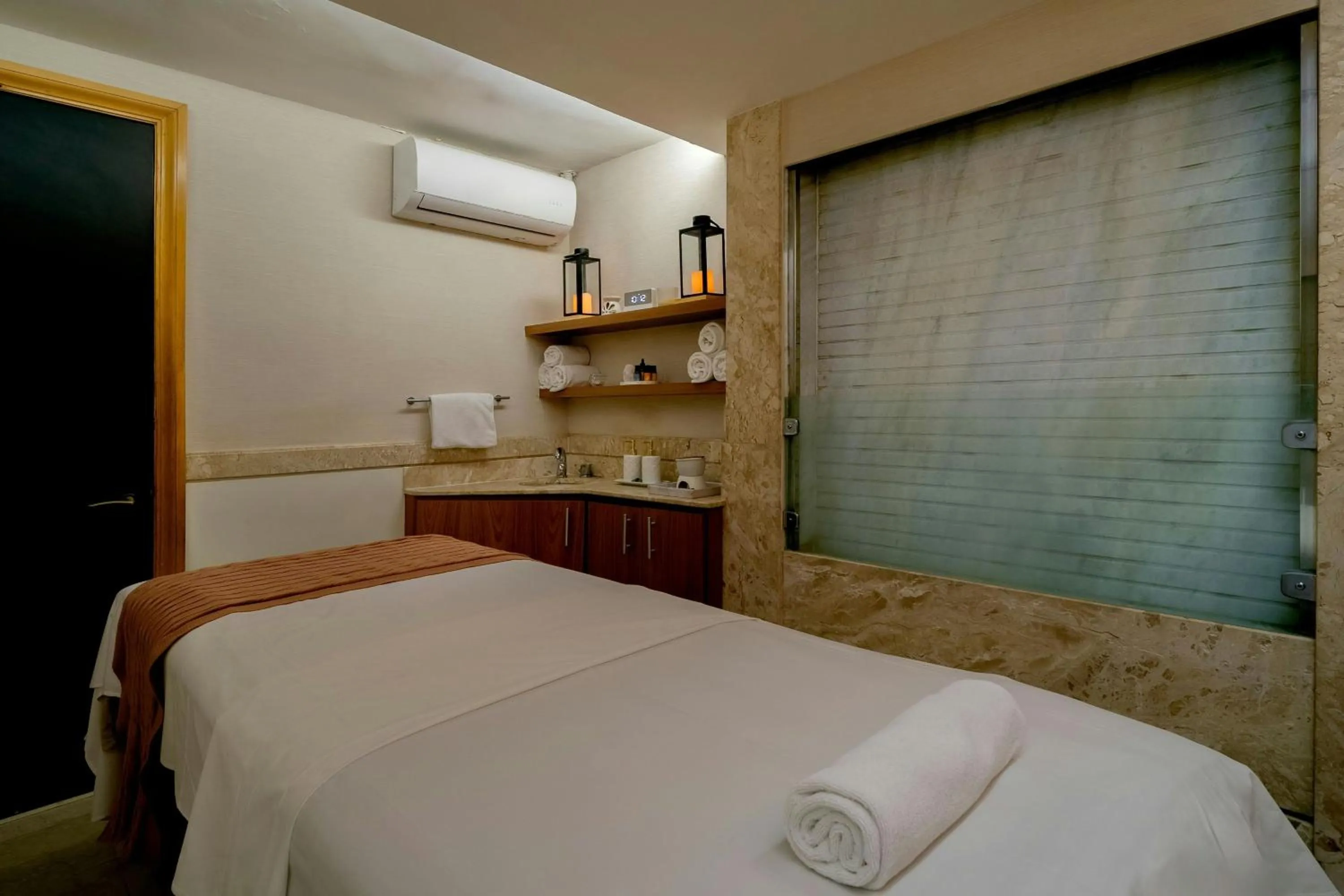 Spa and wellness centre/facilities, Bed in JW Marriott Rio de Janeiro