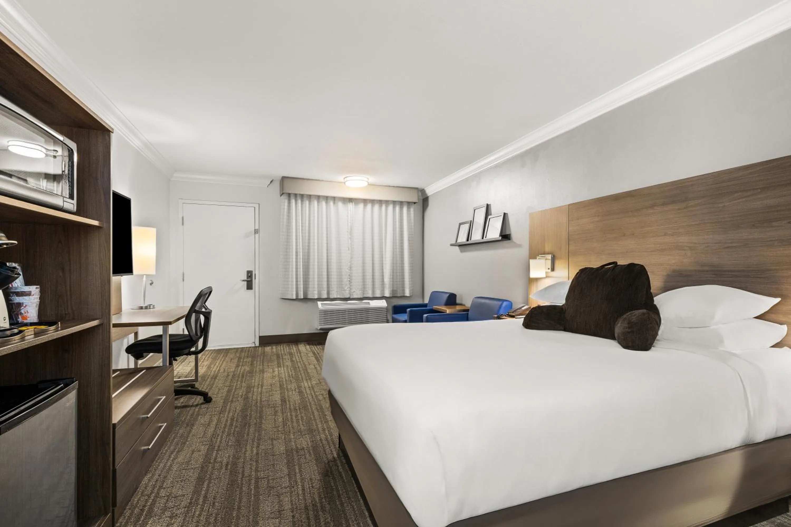 Bed in Signature Temecula