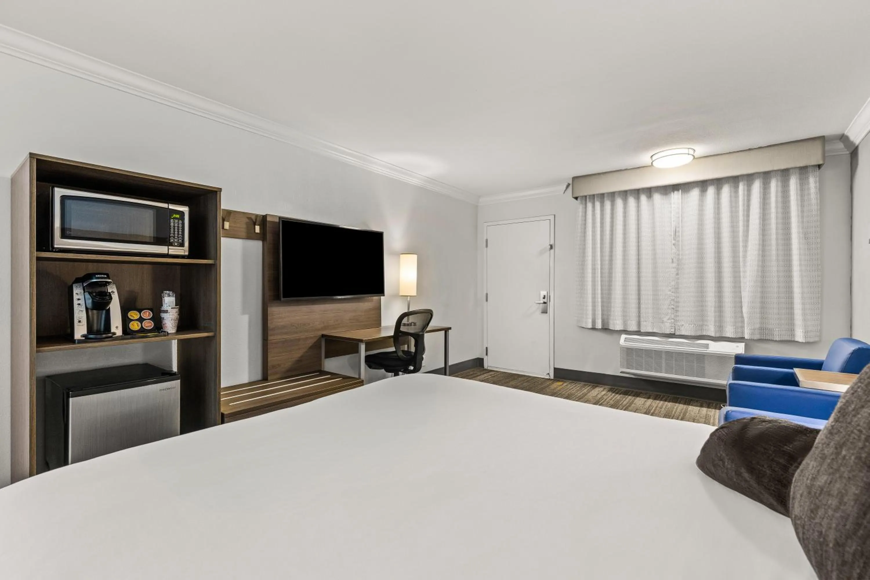 Bed in Signature Temecula