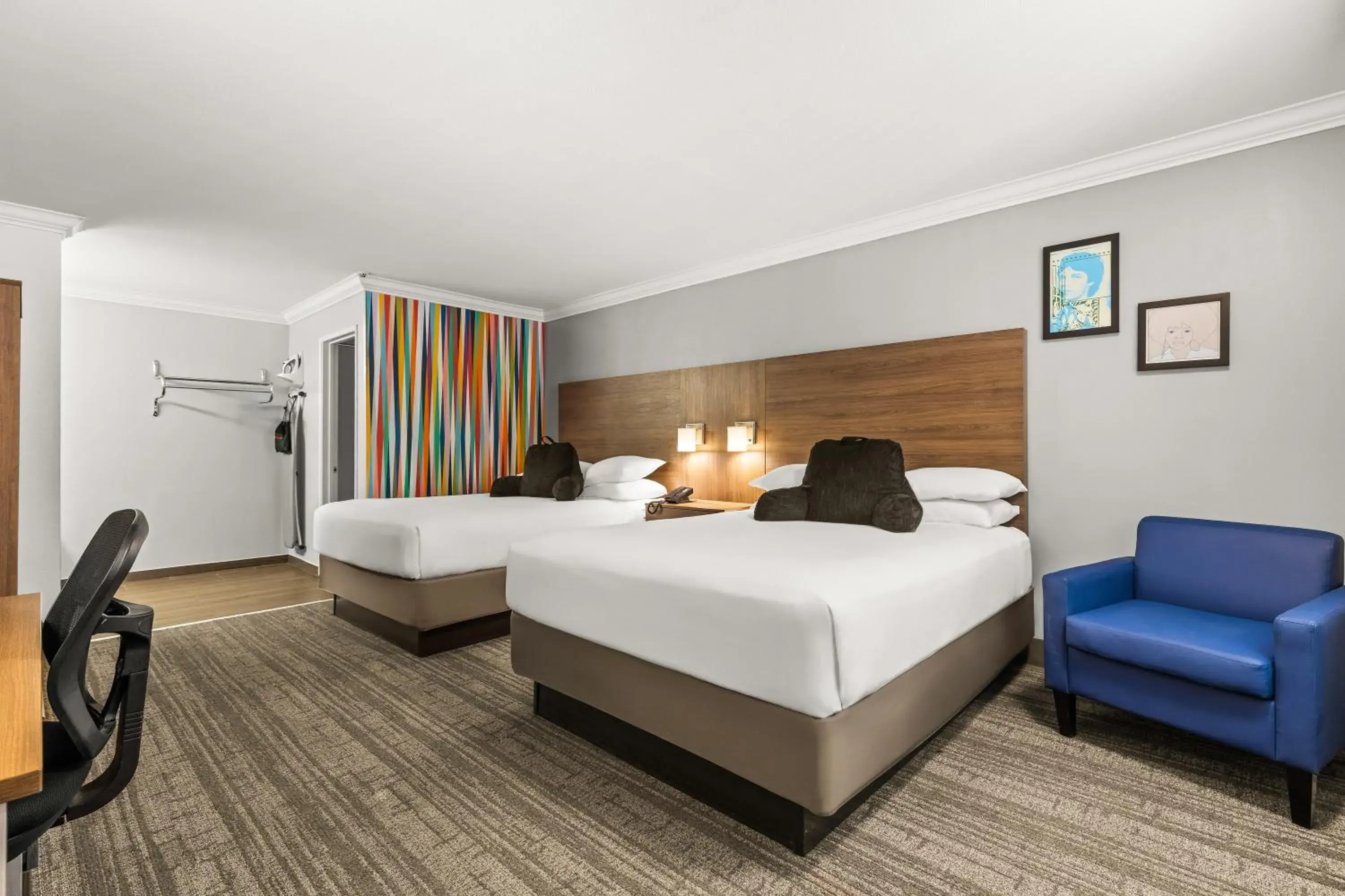 Queen Room with Two Queen Beds - Non-Smoking in Signature Temecula Queen Room with Two Queen Beds - Non-Smoking in Signature Temecula