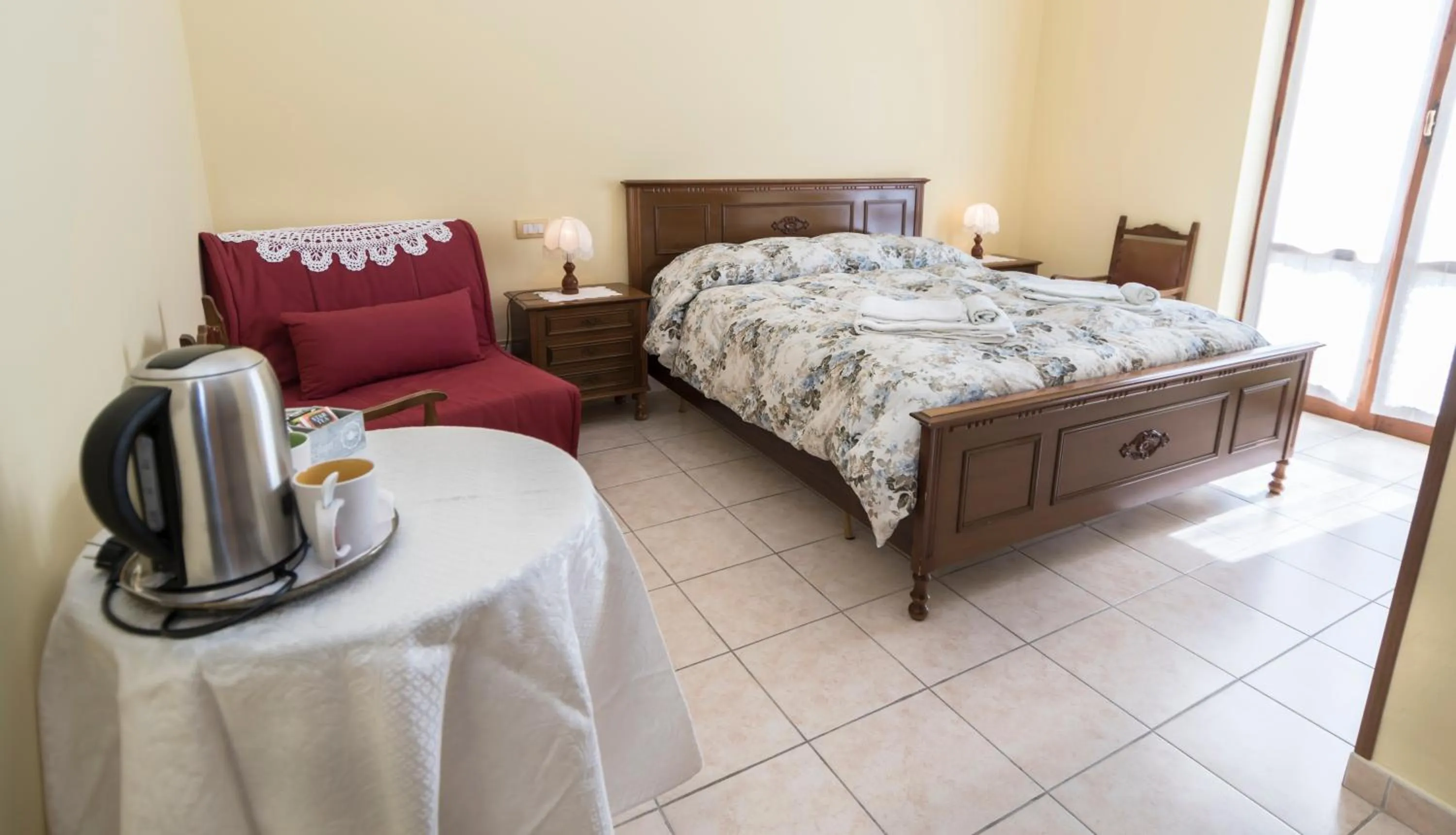 Bathroom, Bed in Camere Mariella